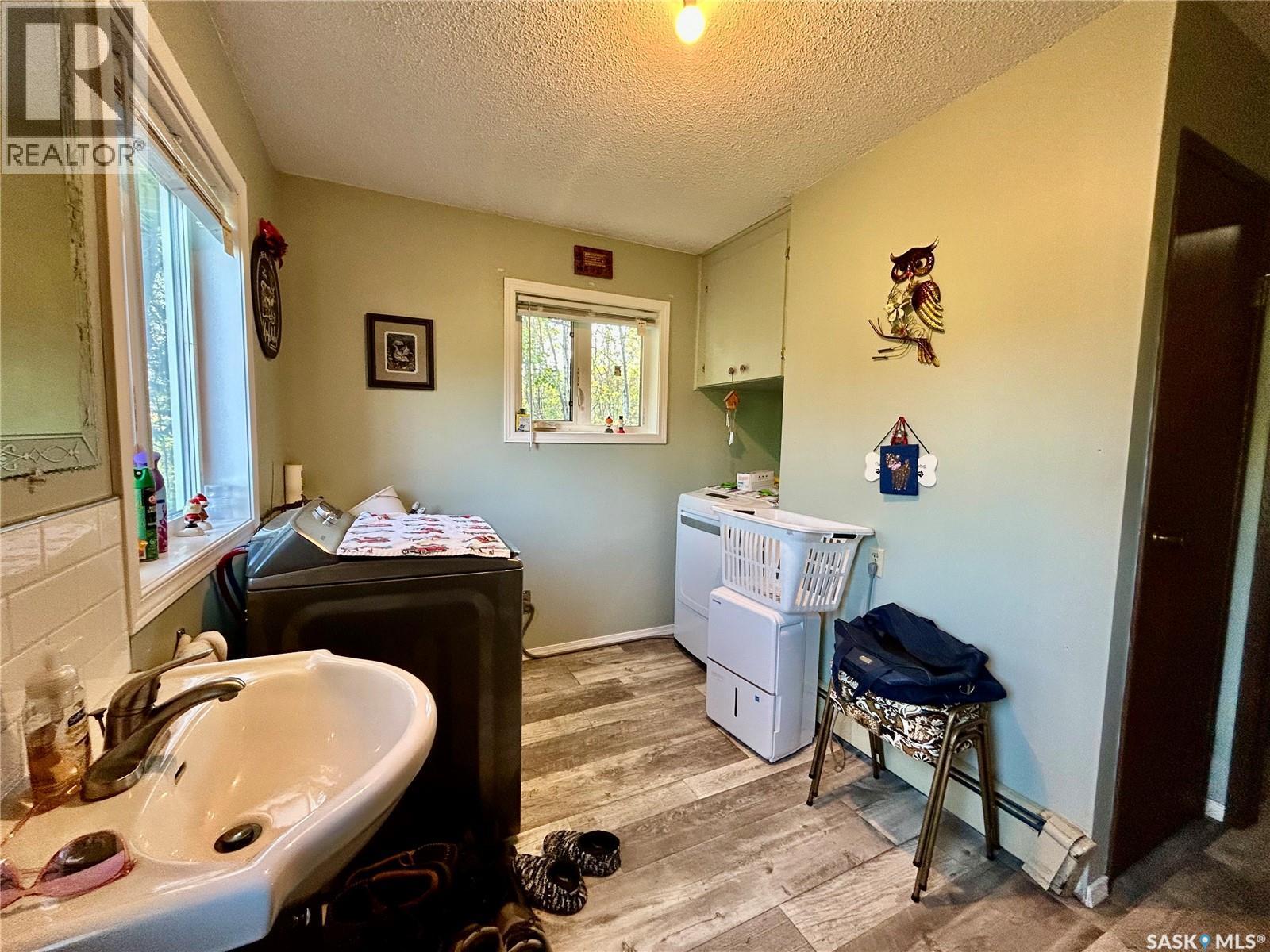 












Cragg Home Quarter

,
Arborfield Rm No. 456,




Saskatchewan
S0E0A0

