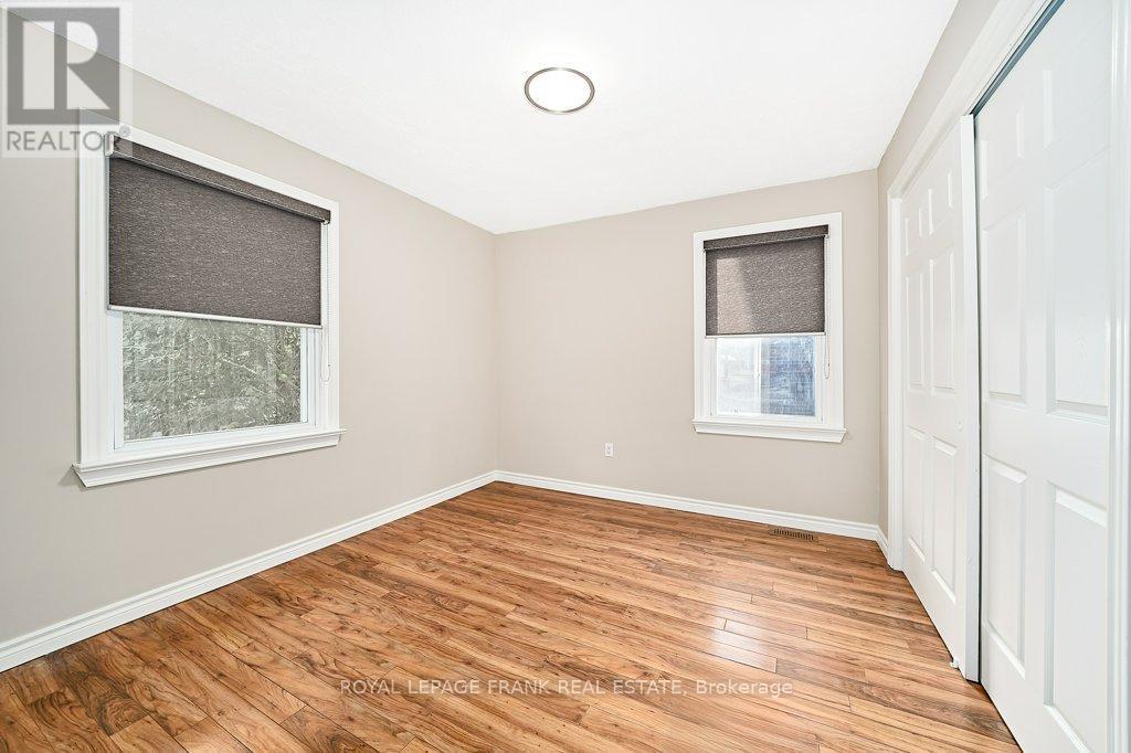 












305 JAMES STREET

,
Whitby (Downtown Whitby),




Ontario
L1N1G4

