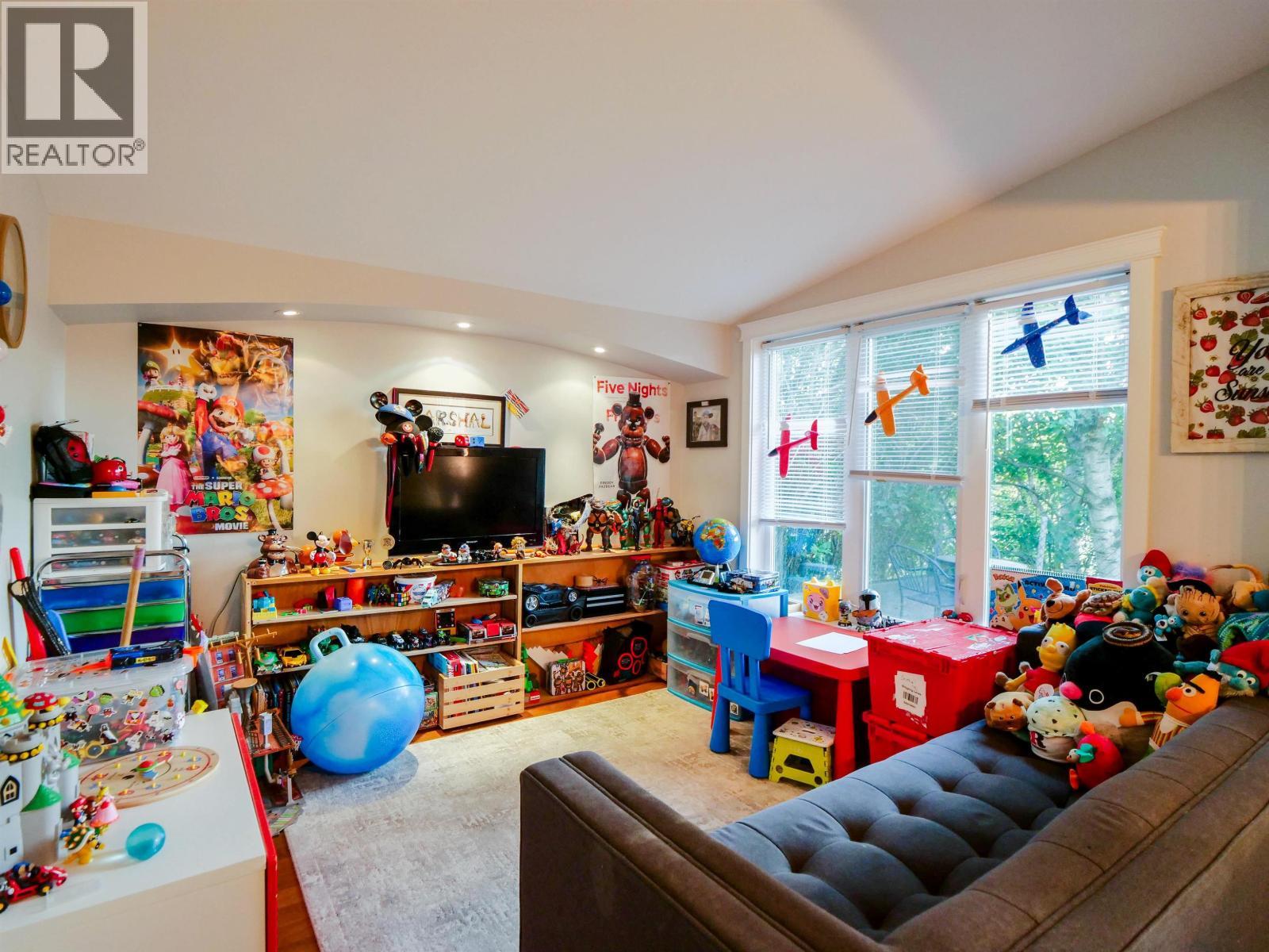 












793 WALKEM STREET

,
Quesnel,




British Columbia
V2J2J8

