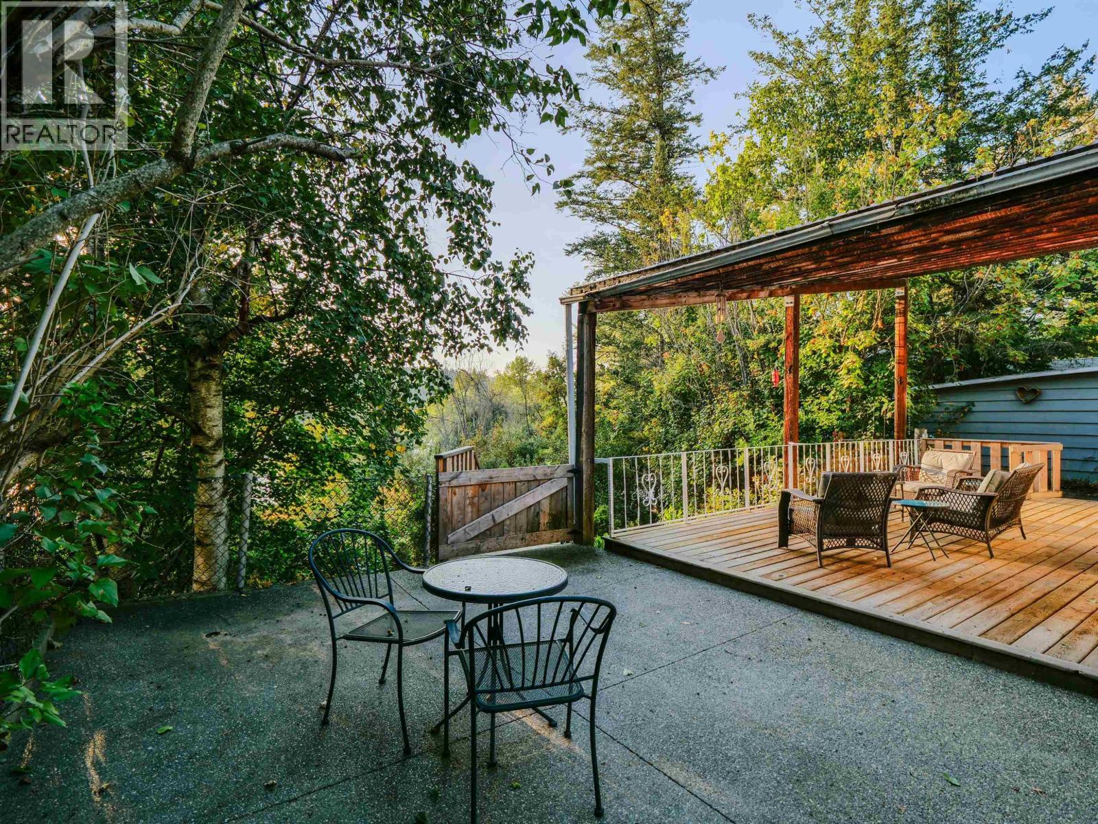 












793 WALKEM STREET

,
Quesnel,




British Columbia
V2J2J8

