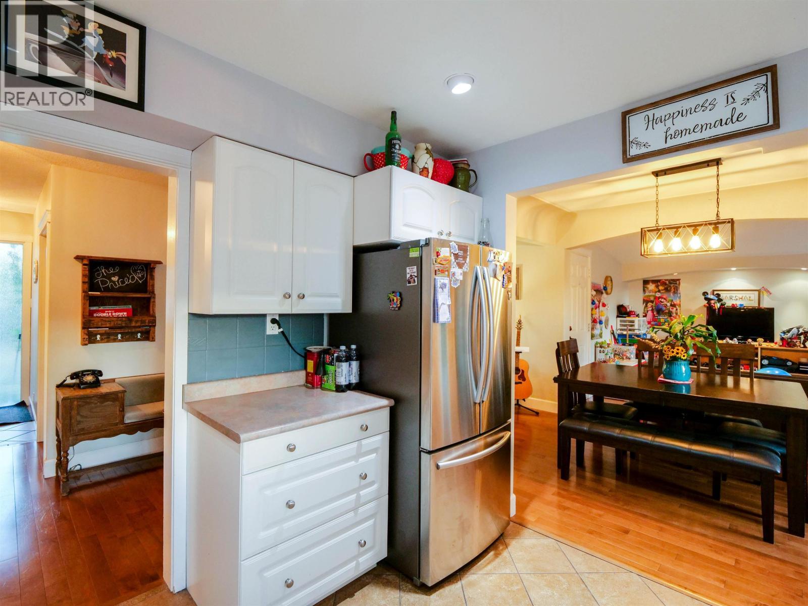 












793 WALKEM STREET

,
Quesnel,




British Columbia
V2J2J8

