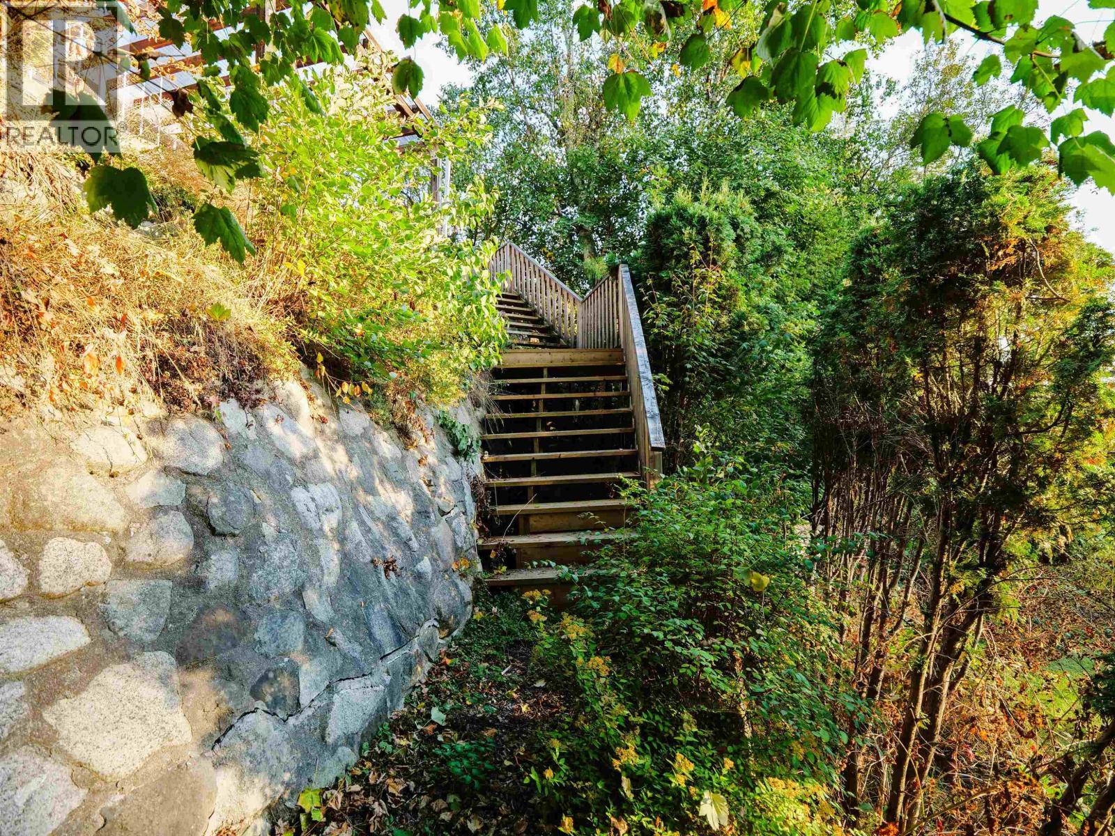 












793 WALKEM STREET

,
Quesnel,




British Columbia
V2J2J8

