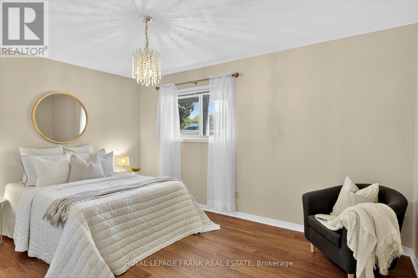 












257 ARNOTT DRIVE

,
Selwyn,




Ontario
K0L1T0

