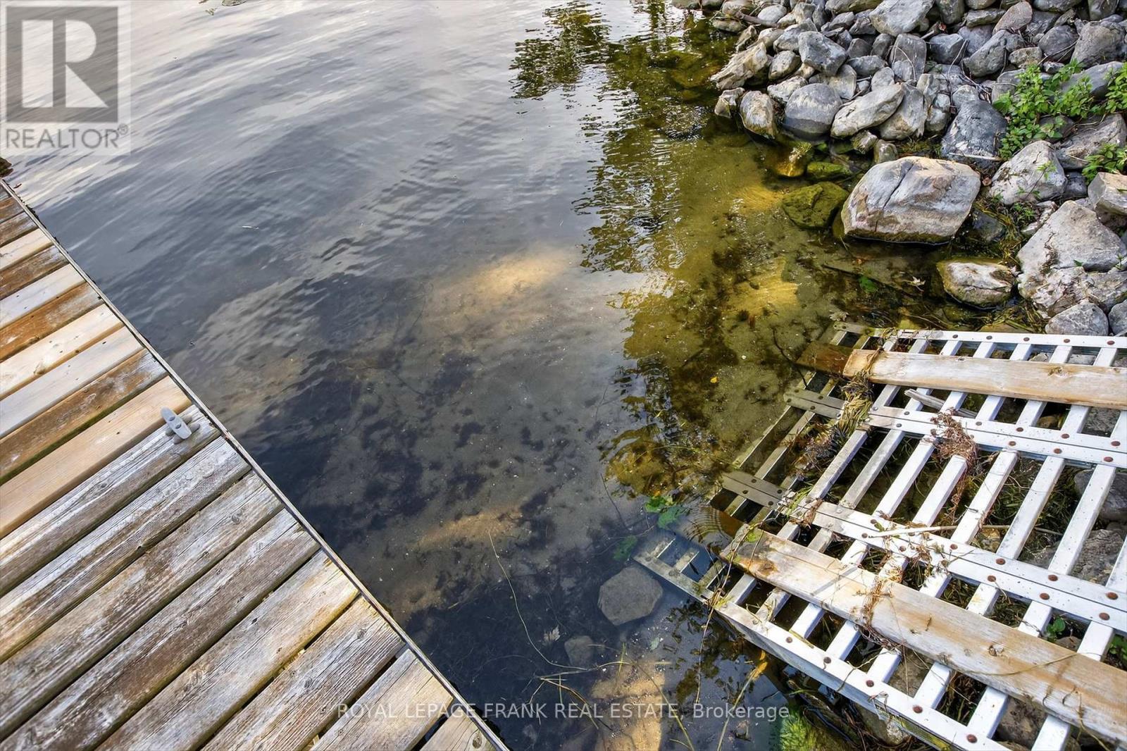 












257 ARNOTT DRIVE

,
Selwyn,




Ontario
K0L1T0

