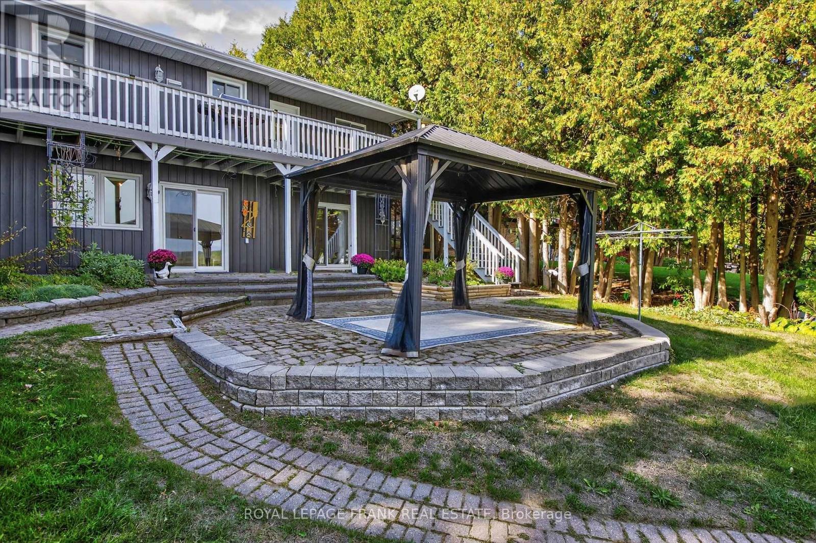 












257 ARNOTT DRIVE

,
Selwyn,




Ontario
K0L1T0

