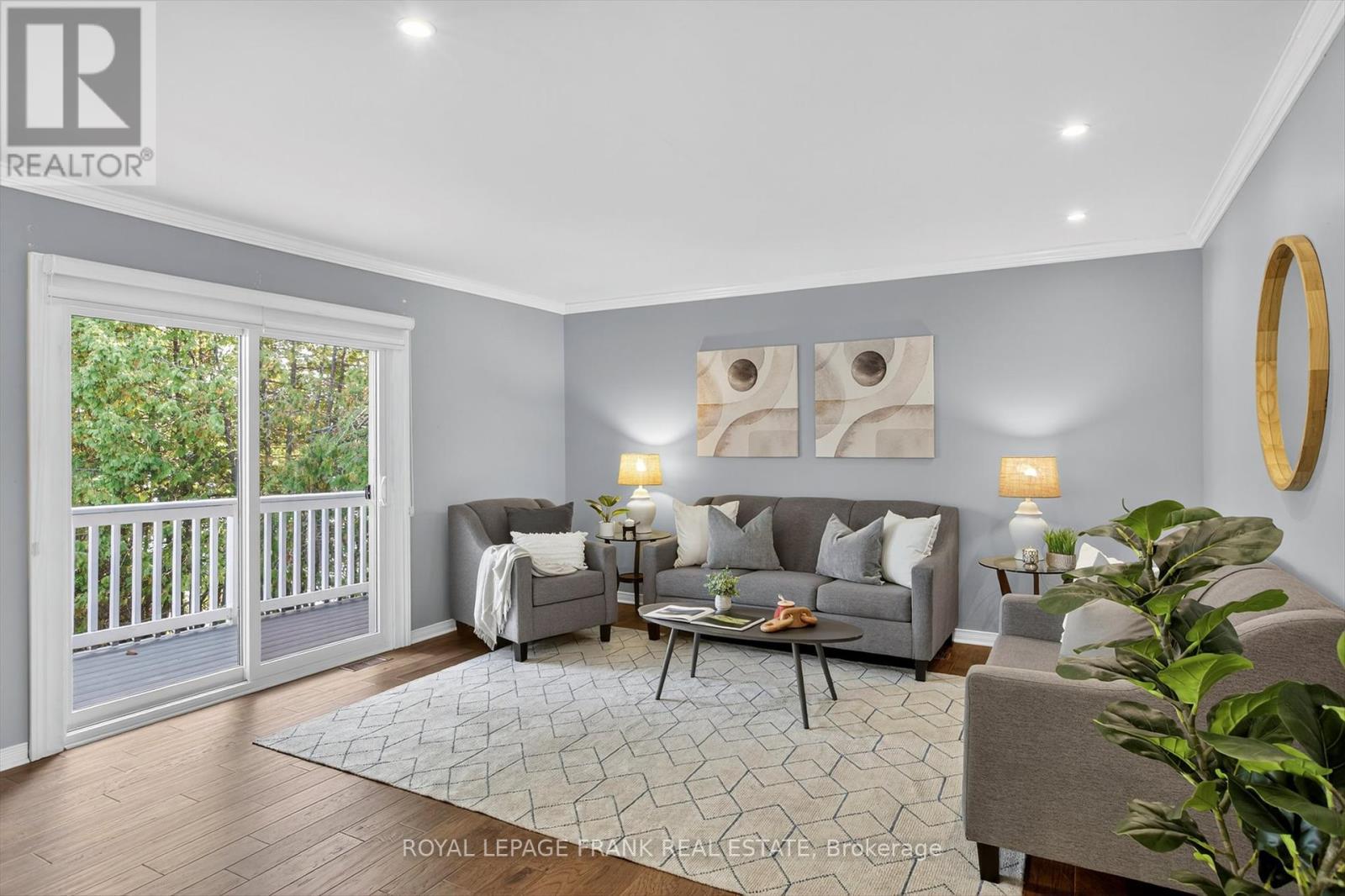 












257 ARNOTT DRIVE

,
Selwyn,




Ontario
K0L1T0

