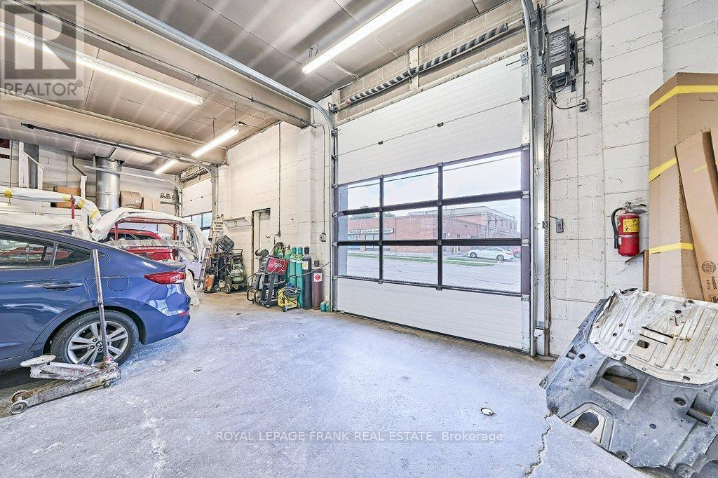 












519 BROCK STREET N

,
Whitby (Downtown Whitby),




Ontario
L1N4J1

