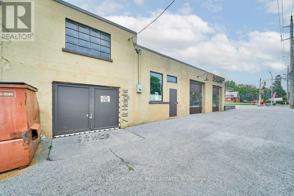 












519 BROCK STREET N

,
Whitby (Downtown Whitby),




Ontario
L1N4J1

