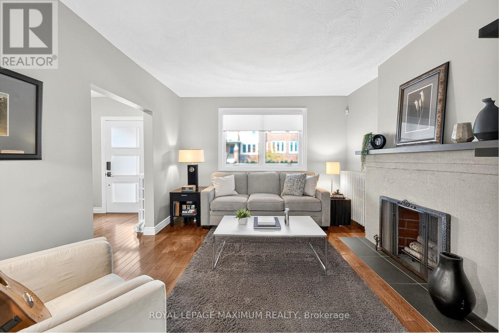 












65 PARKDALE ROAD

,
Toronto,




Ontario
M6R1E3

