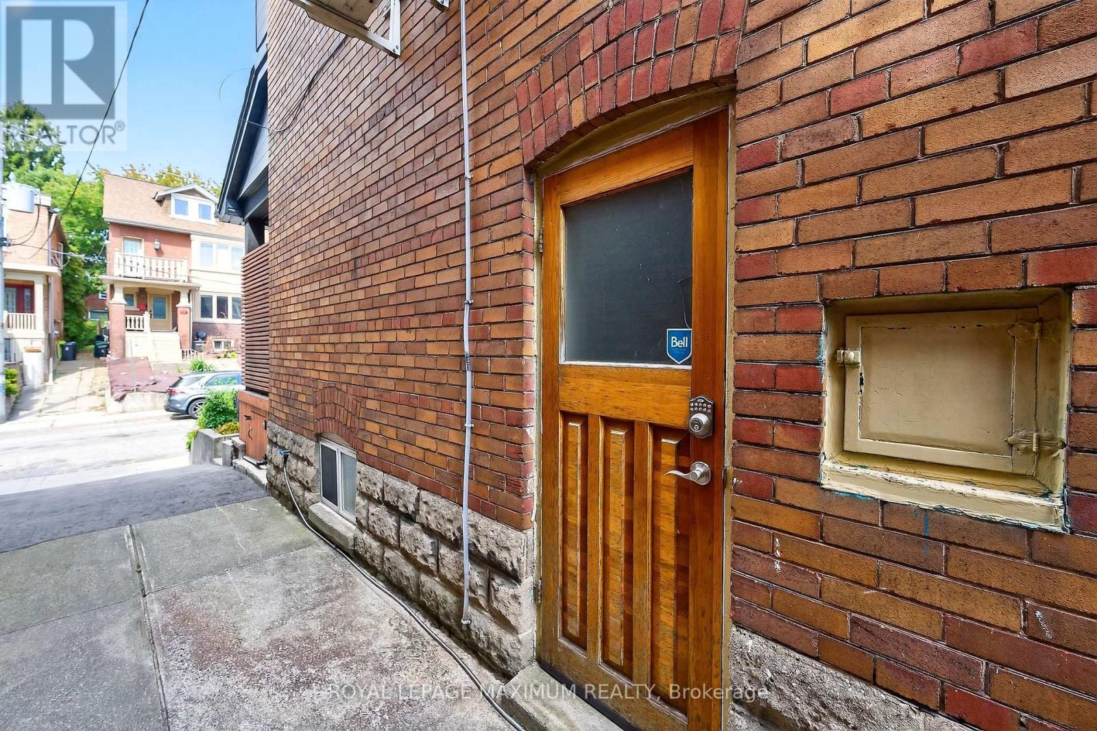 












65 PARKDALE ROAD

,
Toronto,




Ontario
M6R1E3

