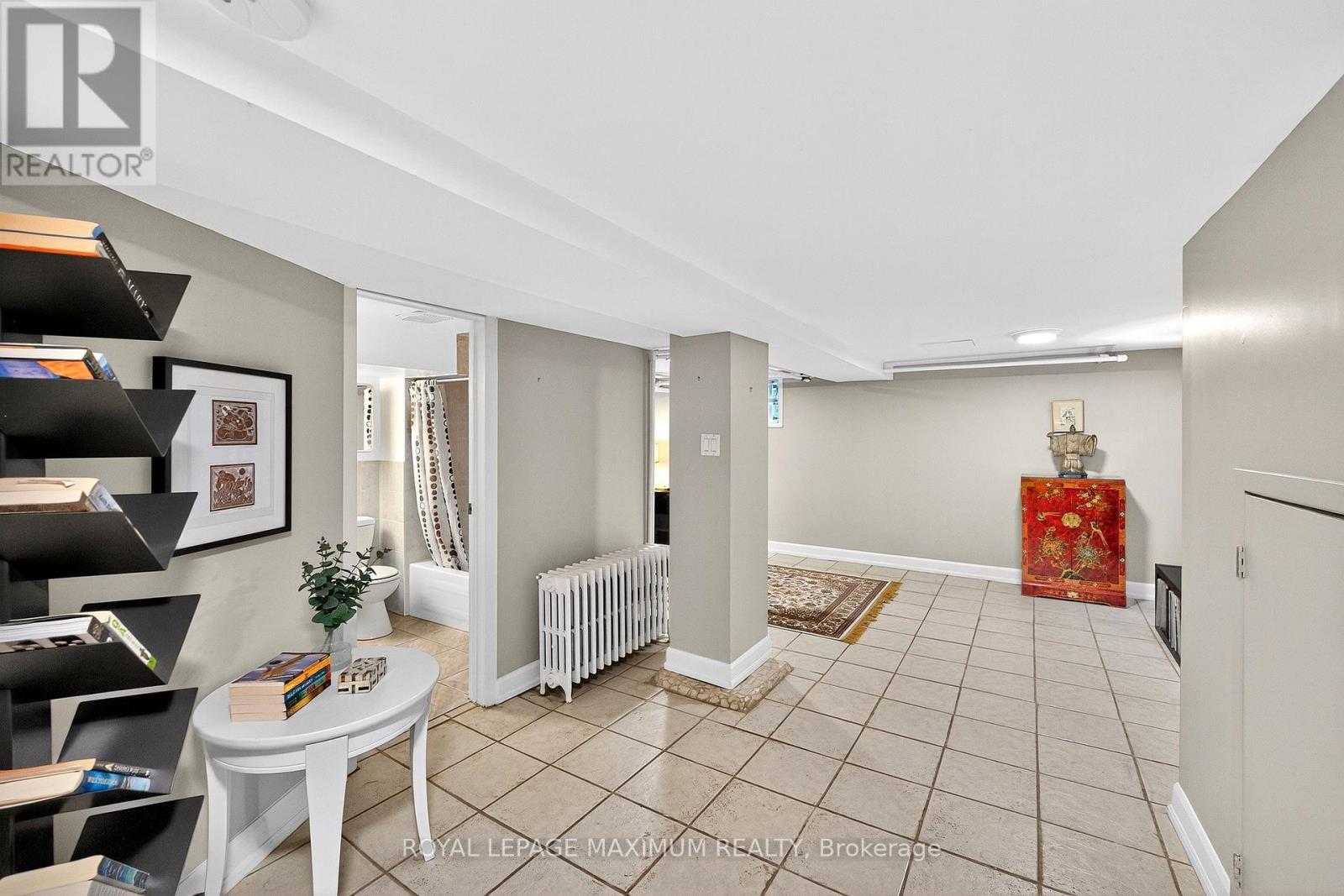 












65 PARKDALE ROAD

,
Toronto,




Ontario
M6R1E3

