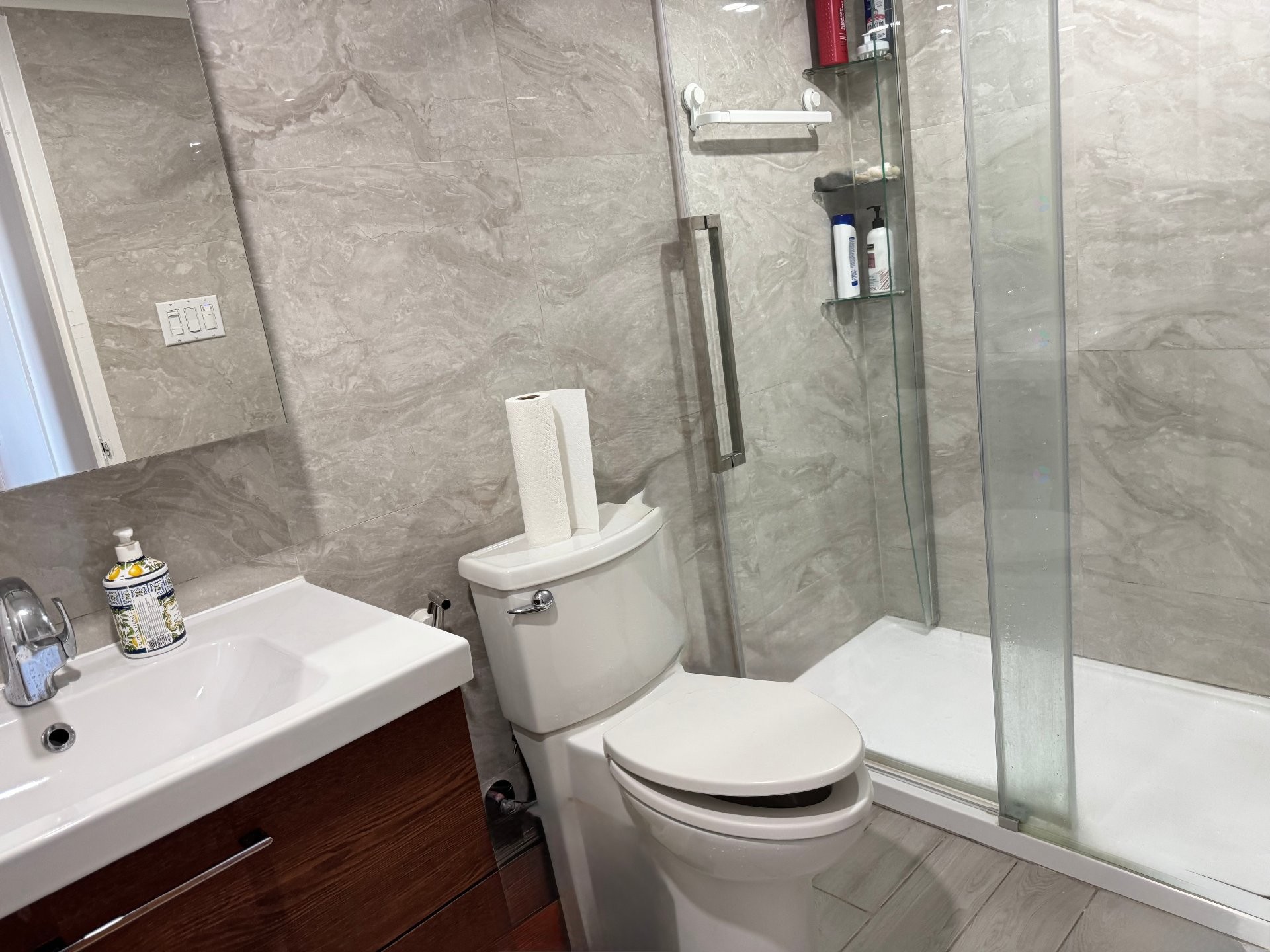 









11115


Boul. Cavendish

, 202,
Montréal (Saint-Laurent),




QC
H4R2M9

