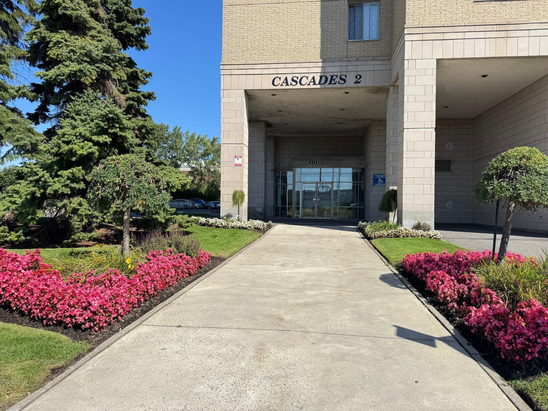 









11115


Boul. Cavendish

, 202,
Montréal (Saint-Laurent),




QC
H4R2M9

