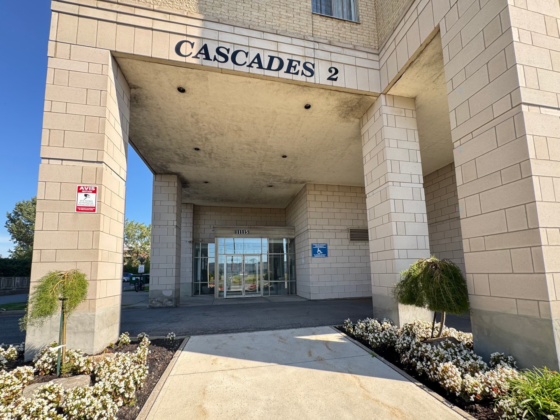 









11115


Boul. Cavendish

, 202,
Montréal (Saint-Laurent),




QC
H4R2M9

