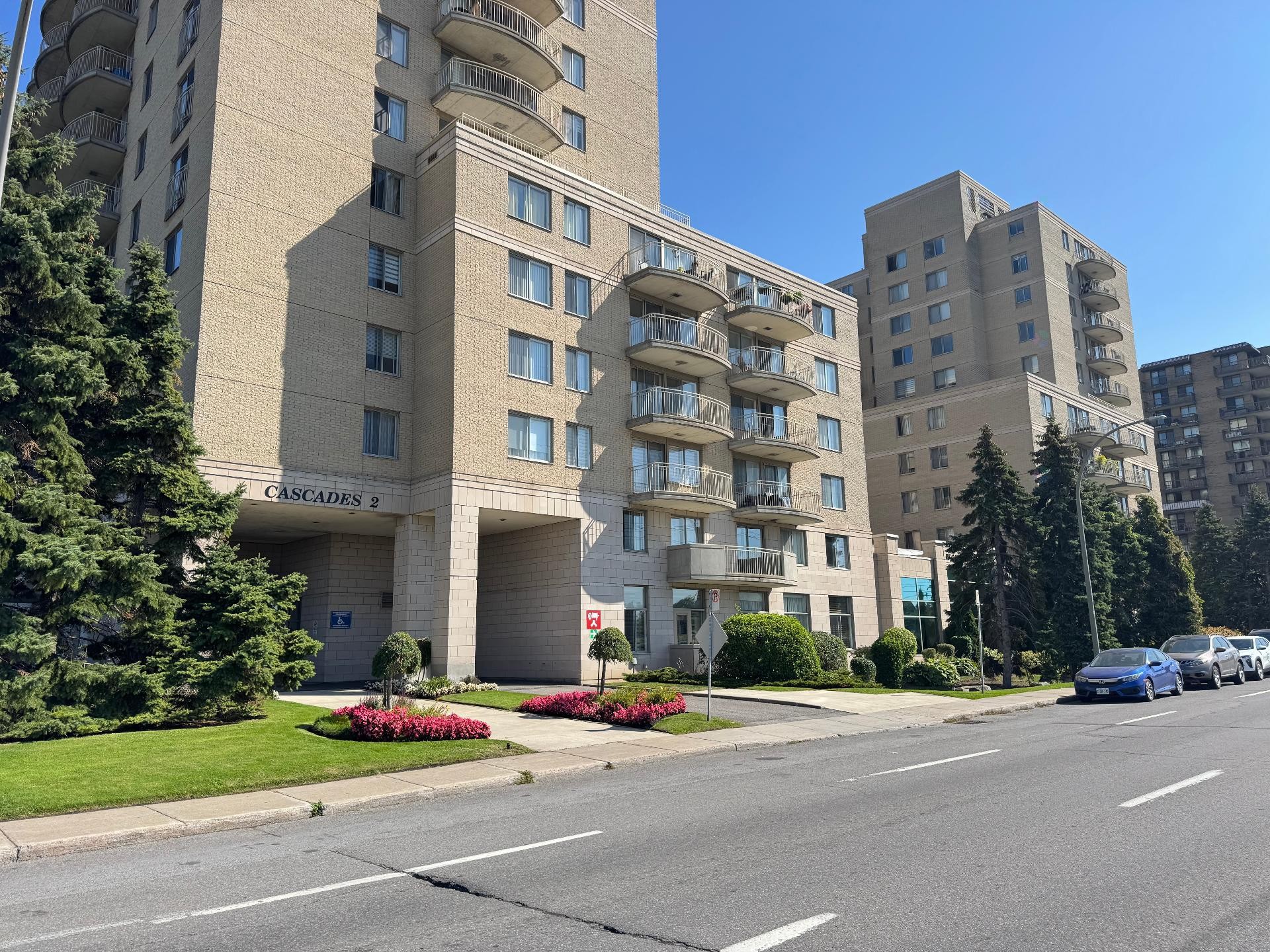 









11115


Boul. Cavendish

, 202,
Montréal (Saint-Laurent),




QC
H4R2M9

