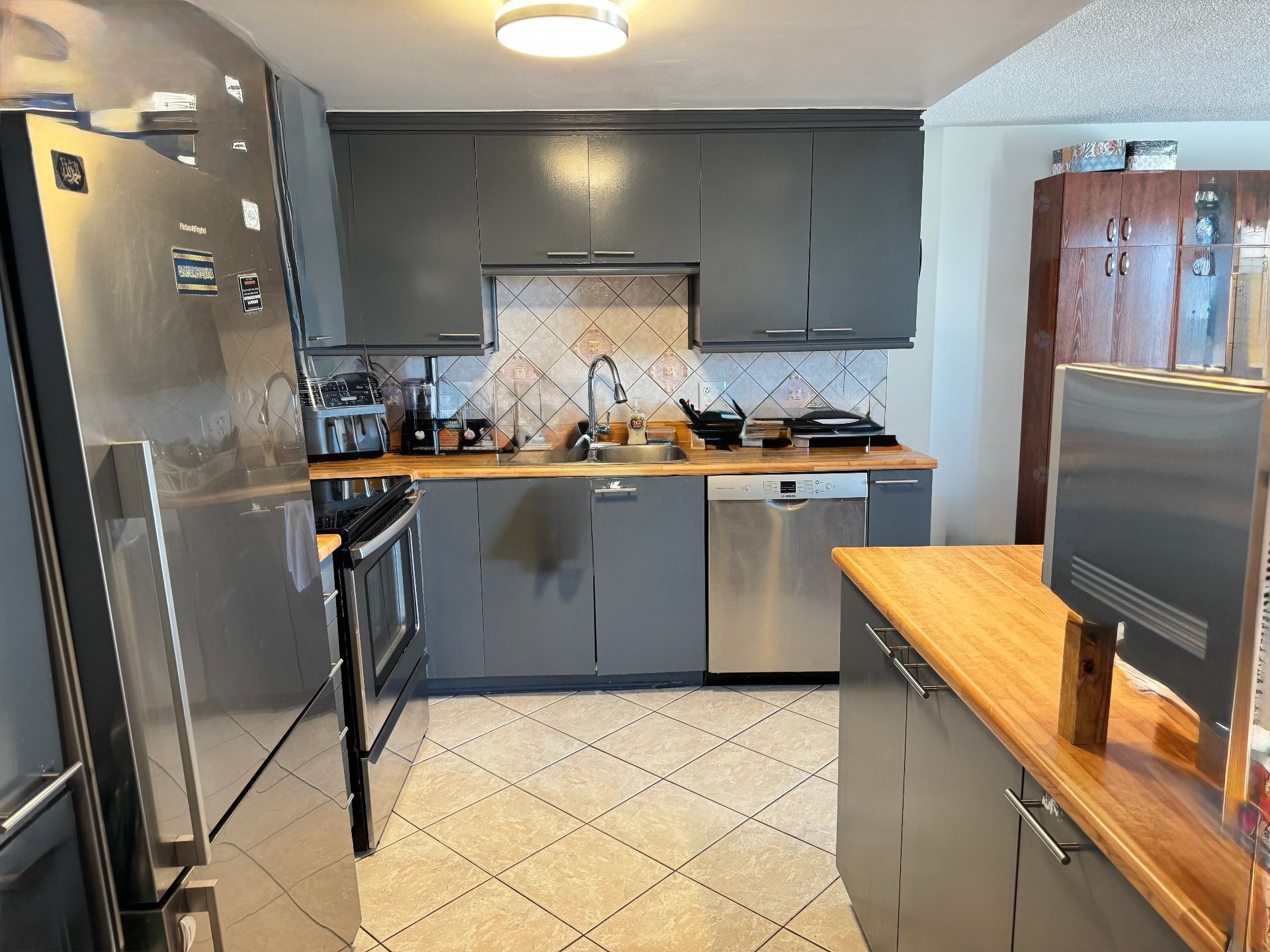 









11115


Boul. Cavendish

, 202,
Montréal (Saint-Laurent),




QC
H4R2M9

