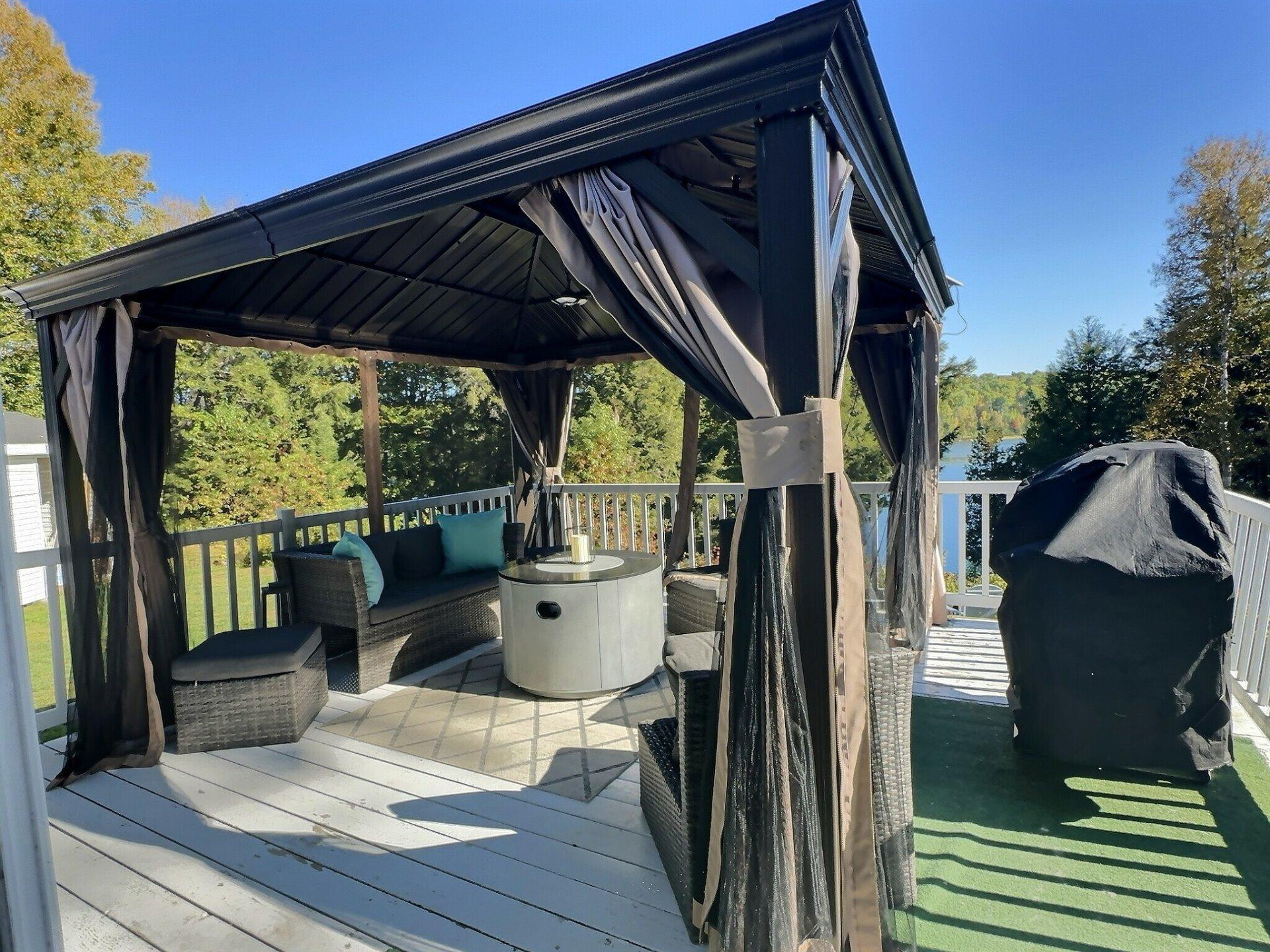 









75


Ch. Hervé-Pigeon

,
Kipawa,




QC
J0Z2H0

