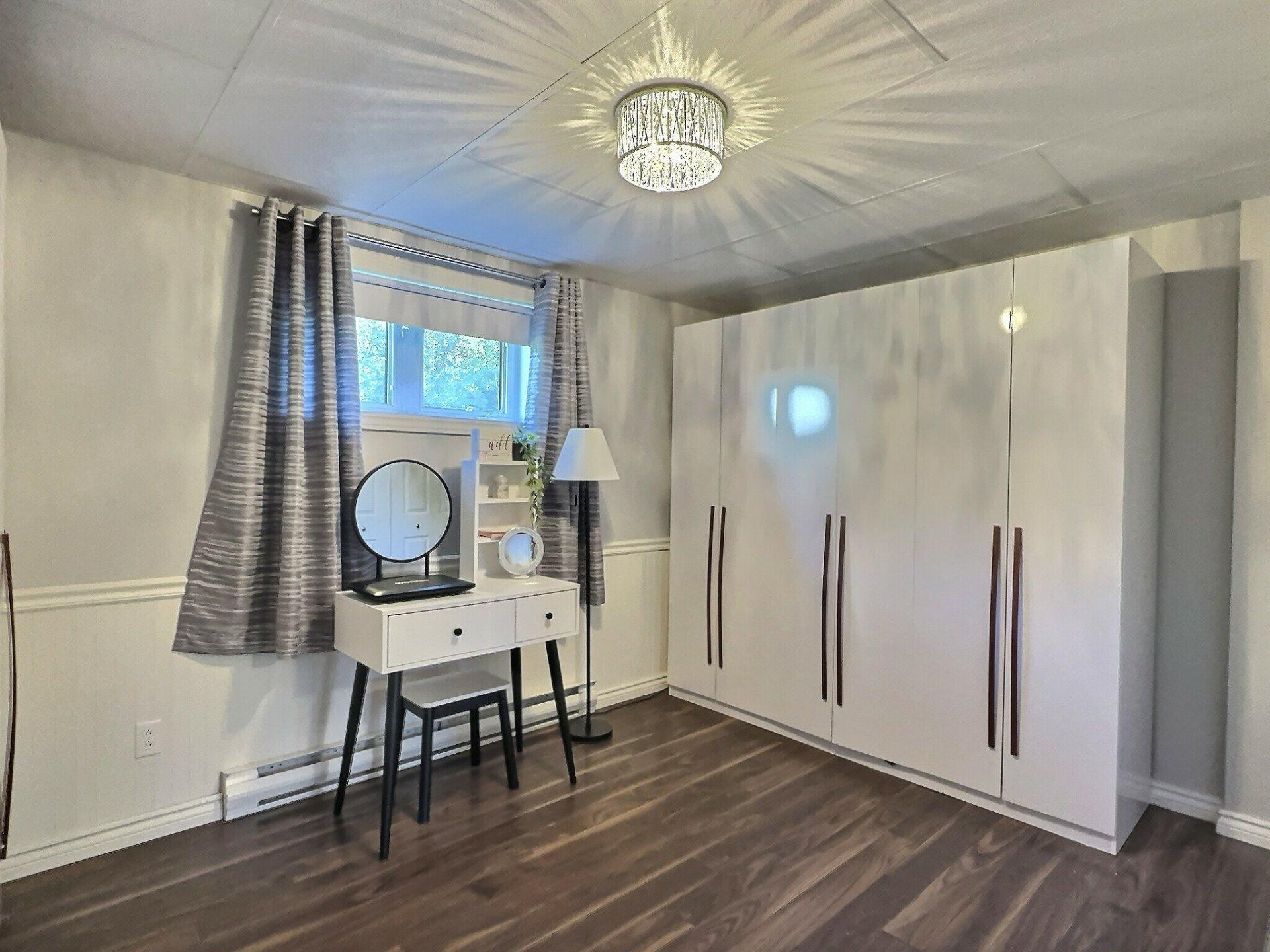 









75


Ch. Hervé-Pigeon

,
Kipawa,




QC
J0Z2H0

