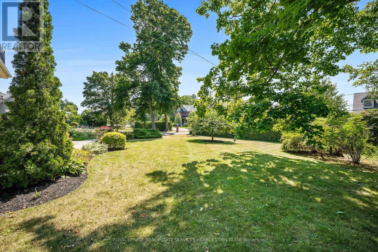 












332 RIDOUT STREET

,
Port Hope,




Ontario
L1A1R1

