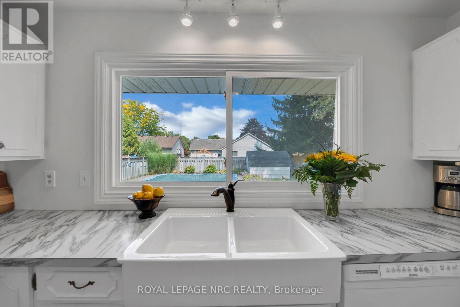 












325 BROOKFIELD BOULEVARD

,
Haldimand,




Ontario
N1A1L7

