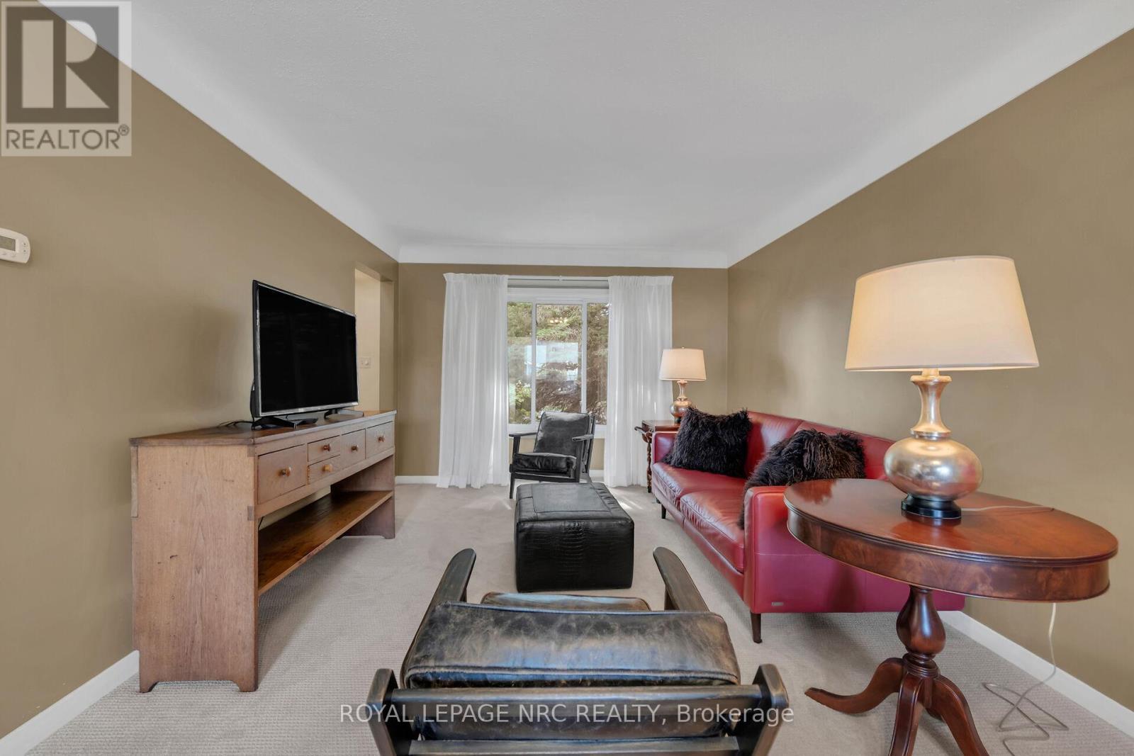 












325 BROOKFIELD BOULEVARD

,
Haldimand,




Ontario
N1A1L7

