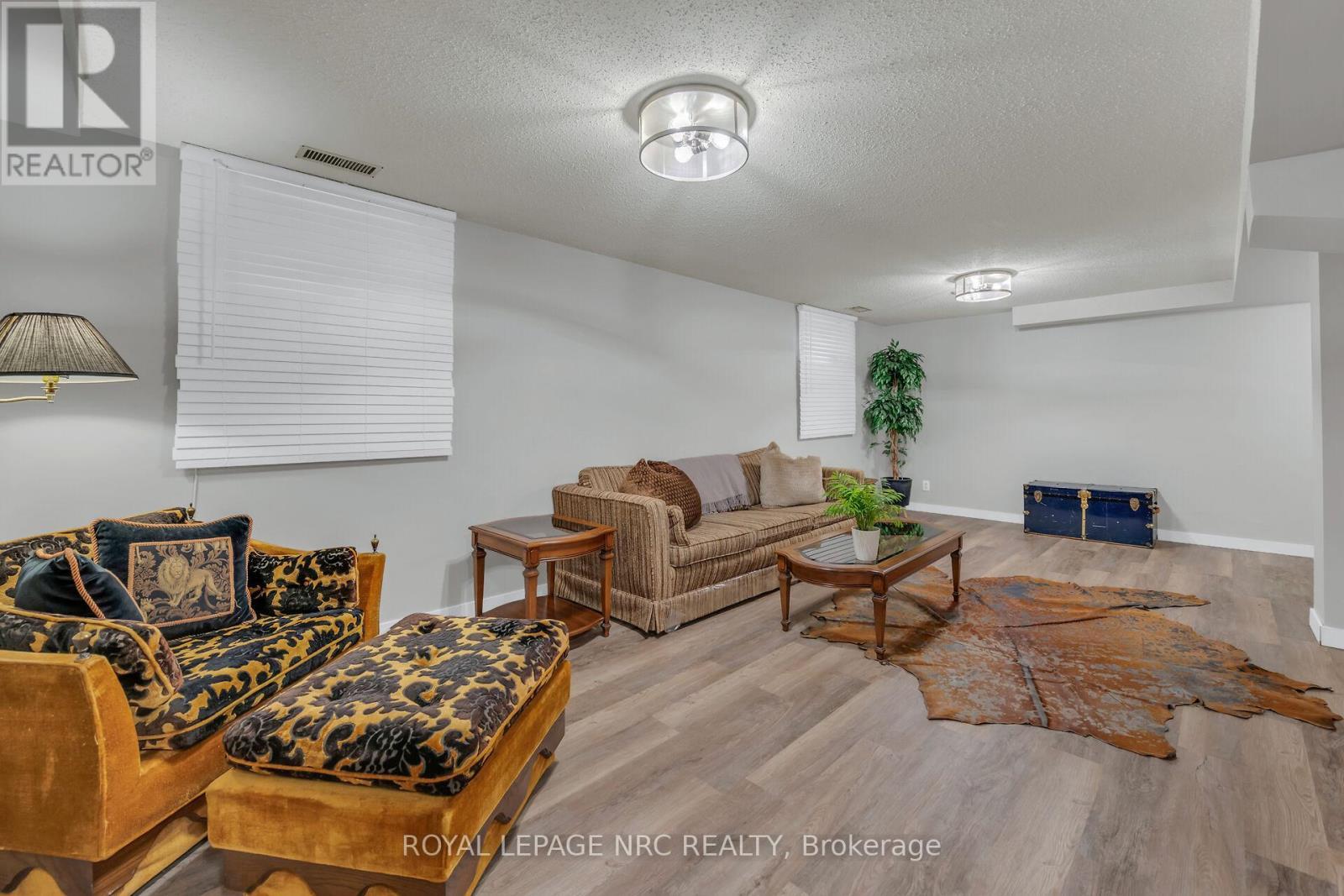 












325 BROOKFIELD BOULEVARD

,
Haldimand,




Ontario
N1A1L7

