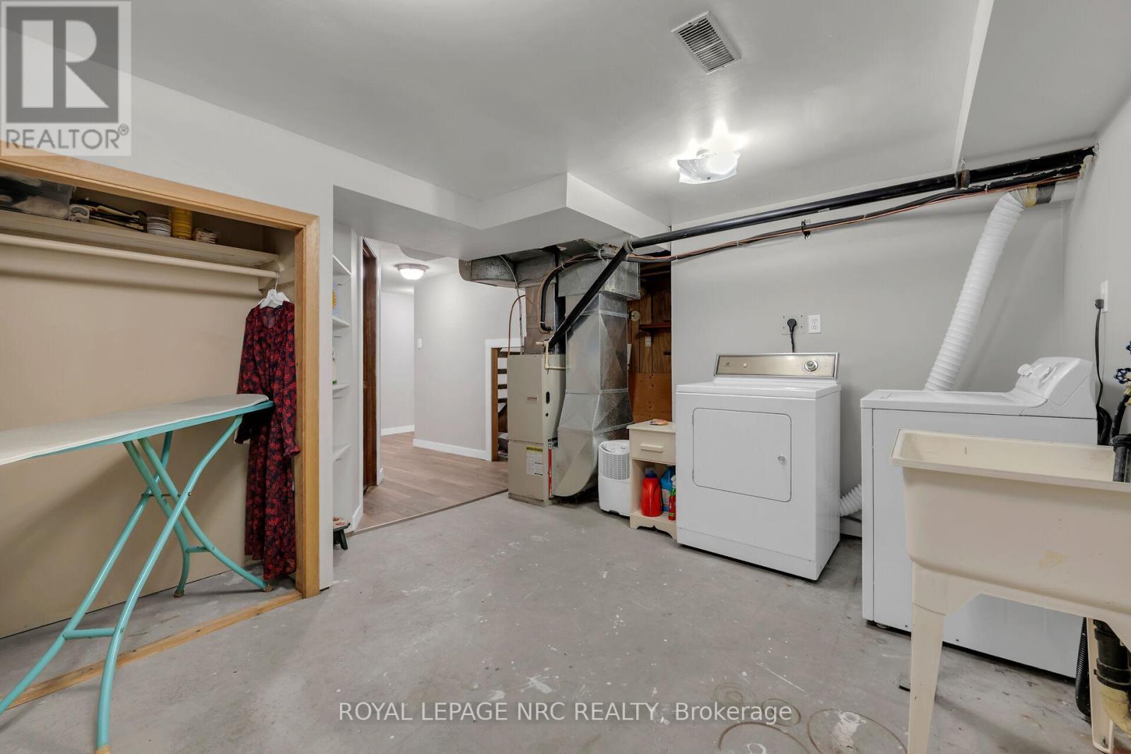 












325 BROOKFIELD BOULEVARD

,
Haldimand,




Ontario
N1A1L7

