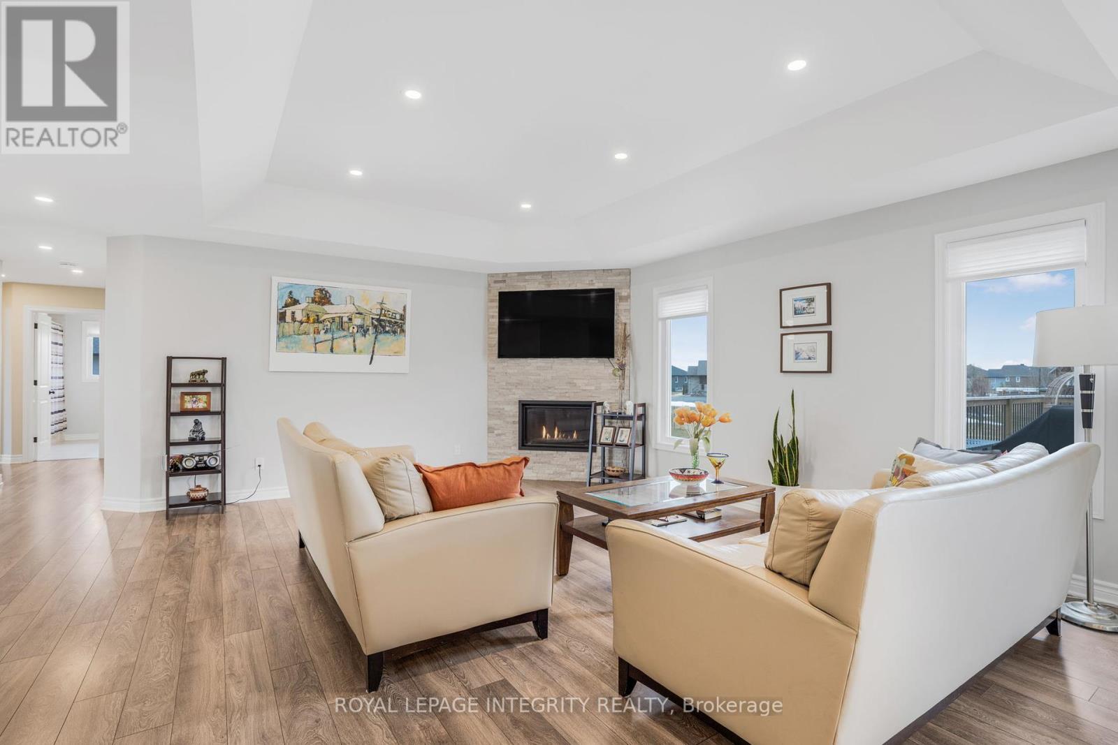 












251 RUE DES VIOLETTES STREET

,
Clarence-Rockland,




Ontario
K0A2A0

