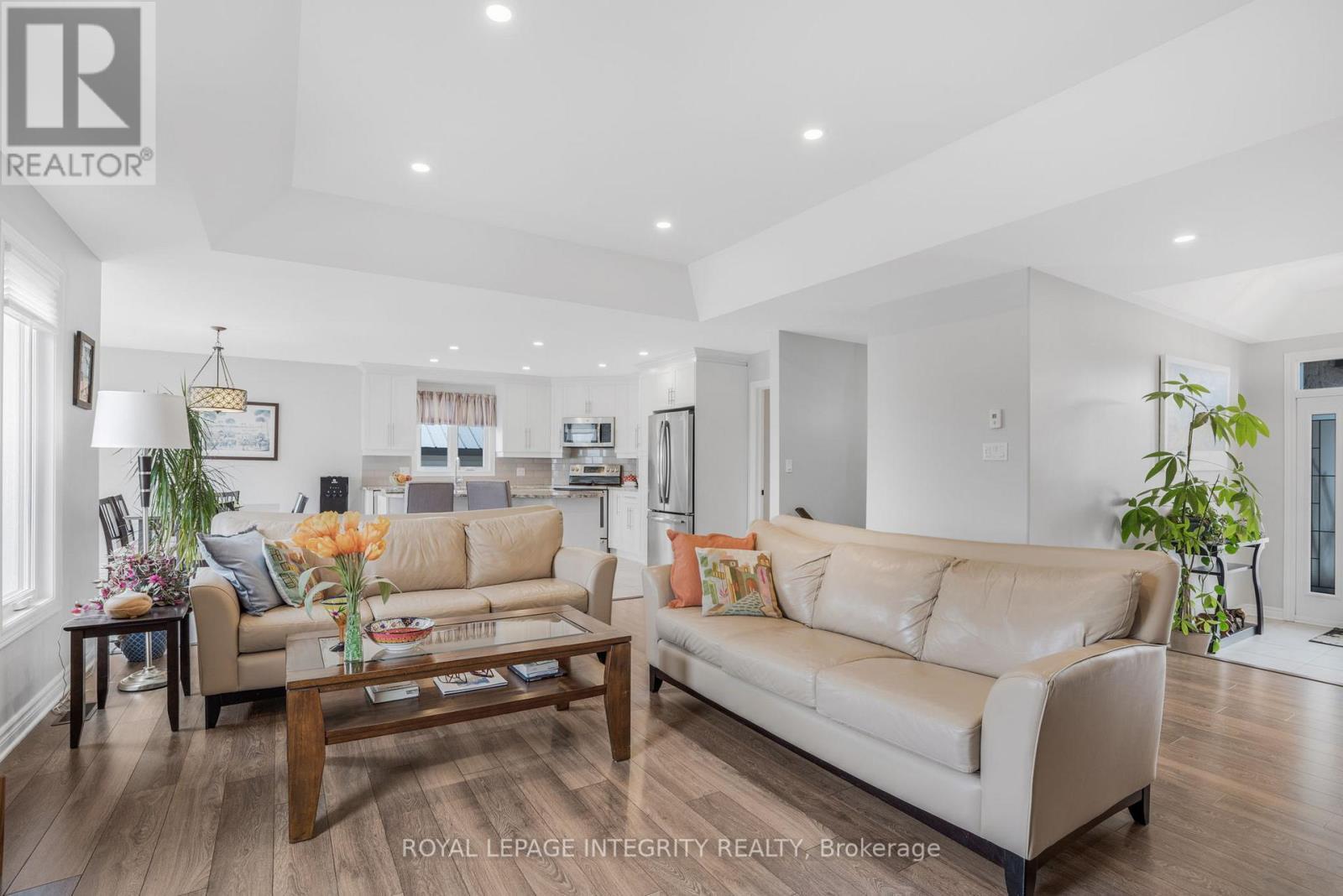 












251 RUE DES VIOLETTES STREET

,
Clarence-Rockland,




Ontario
K0A2A0

