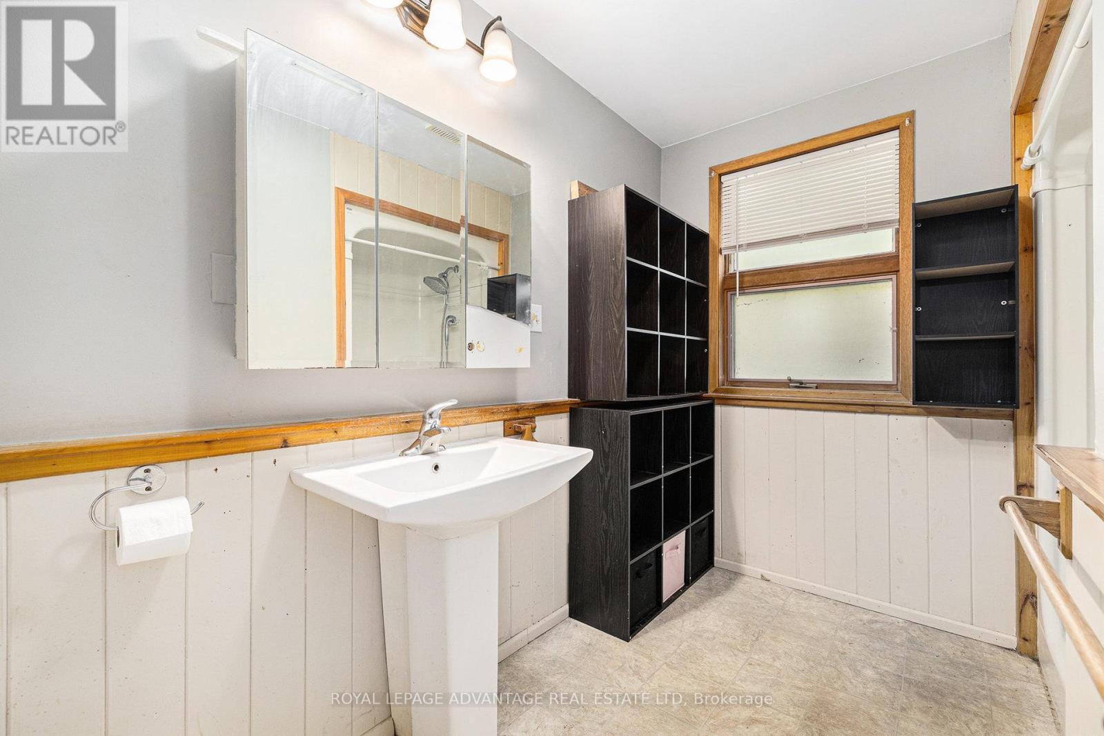












19320 HIGHWAY 7 ROAD

,
Tay Valley,




Ontario
K7H3C9

