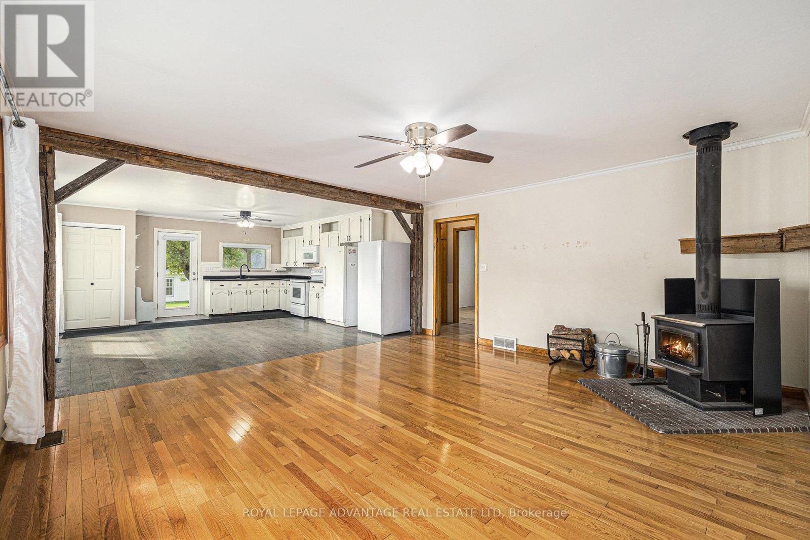 












19320 HIGHWAY 7 ROAD

,
Tay Valley,




Ontario
K7H3C9

