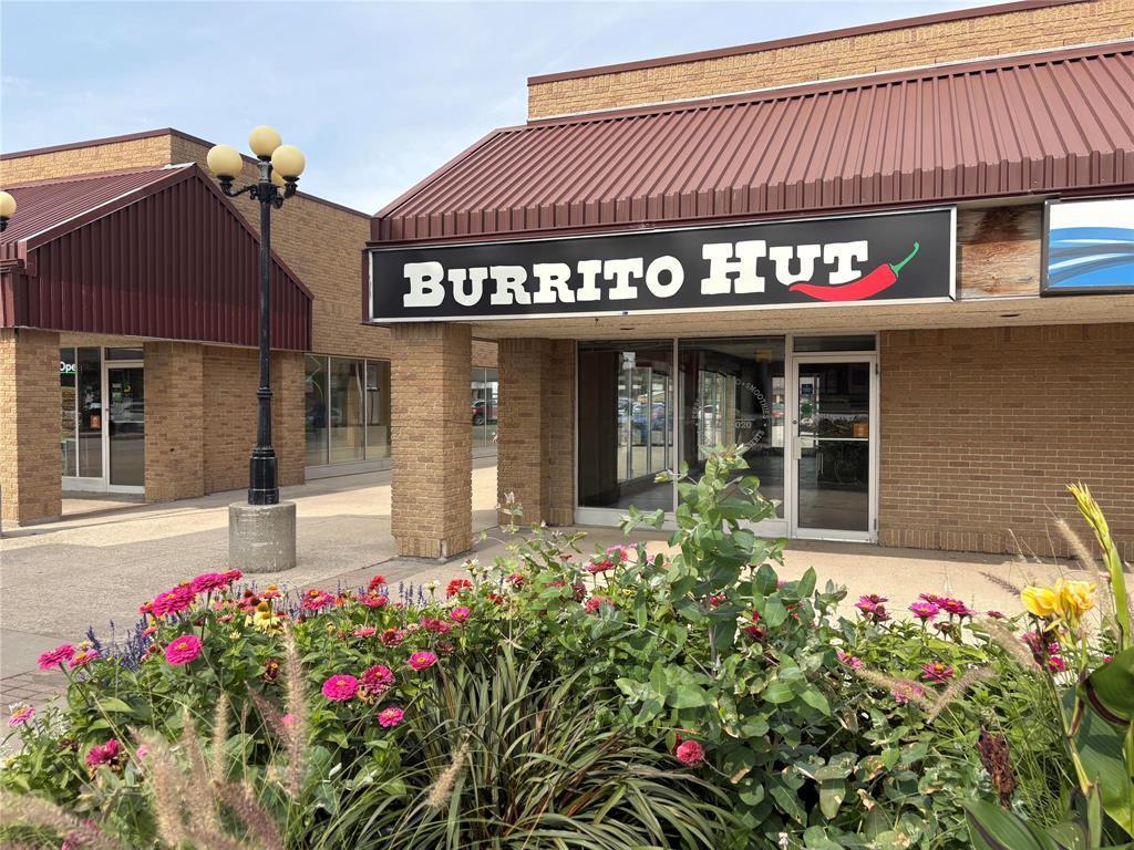 












275 Main Street

,
Steinbach,




Manitoba
R5G1Y8

