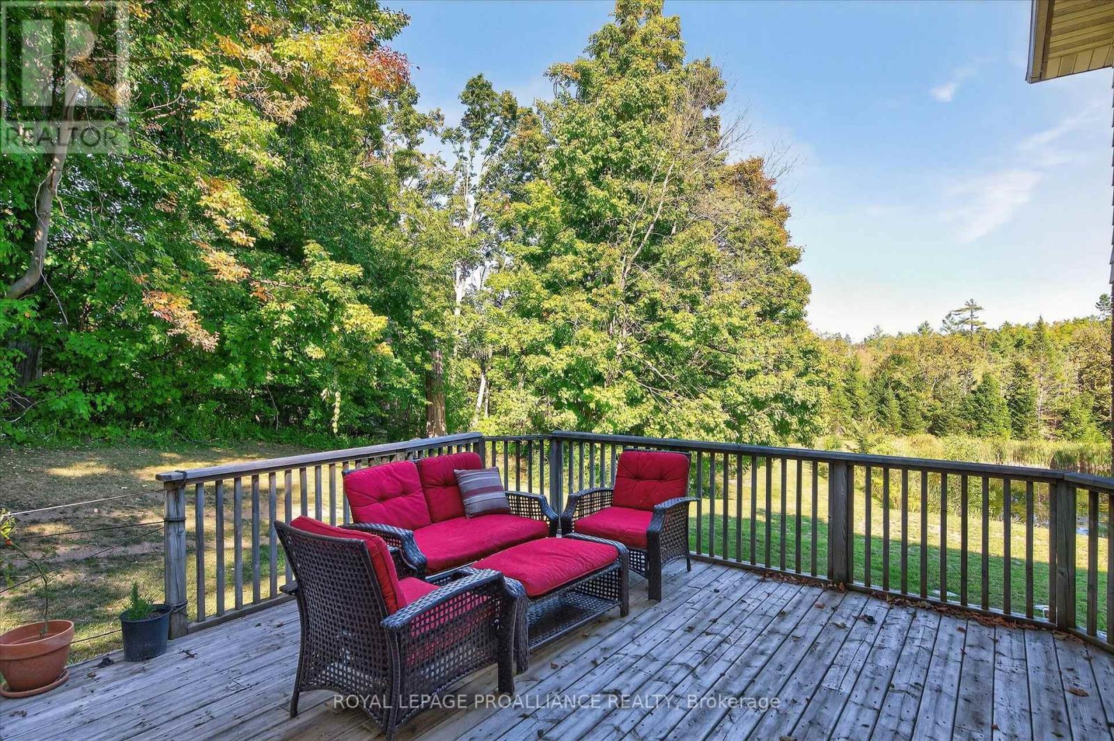 












9 LEANNE AVENUE

,
Otonabee-South Monaghan,




Ontario
K9J6X8

