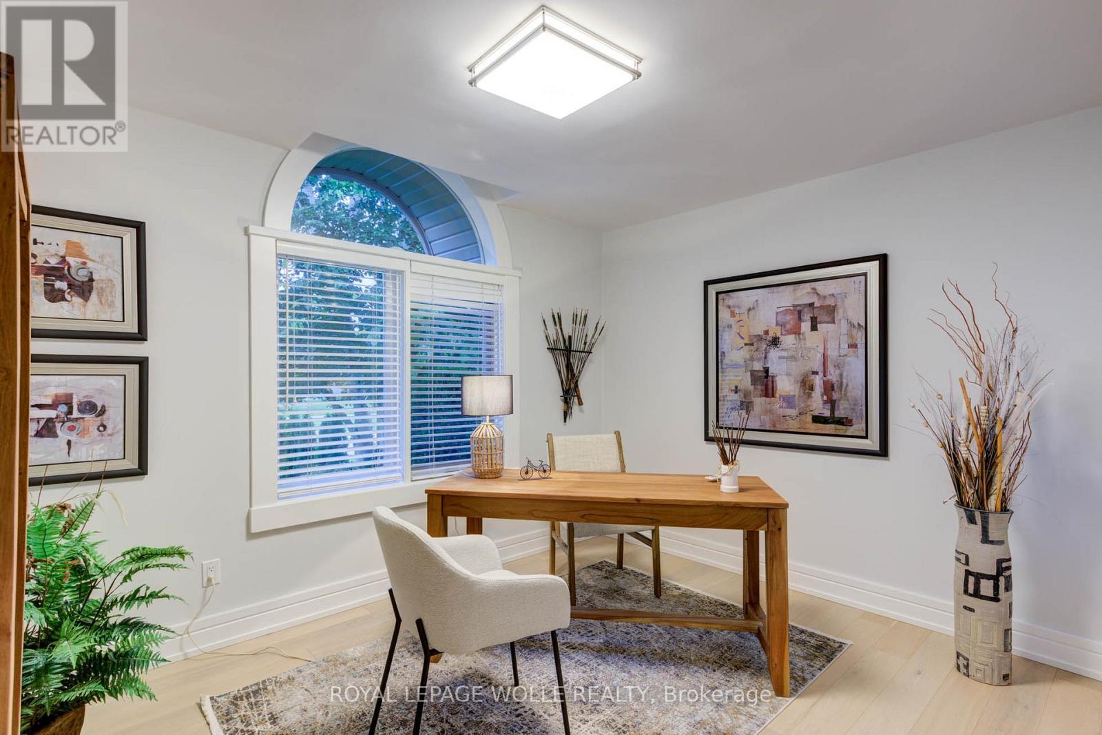 












14 JAMES COURT

,
Wellesley,




Ontario
N0B2M1

