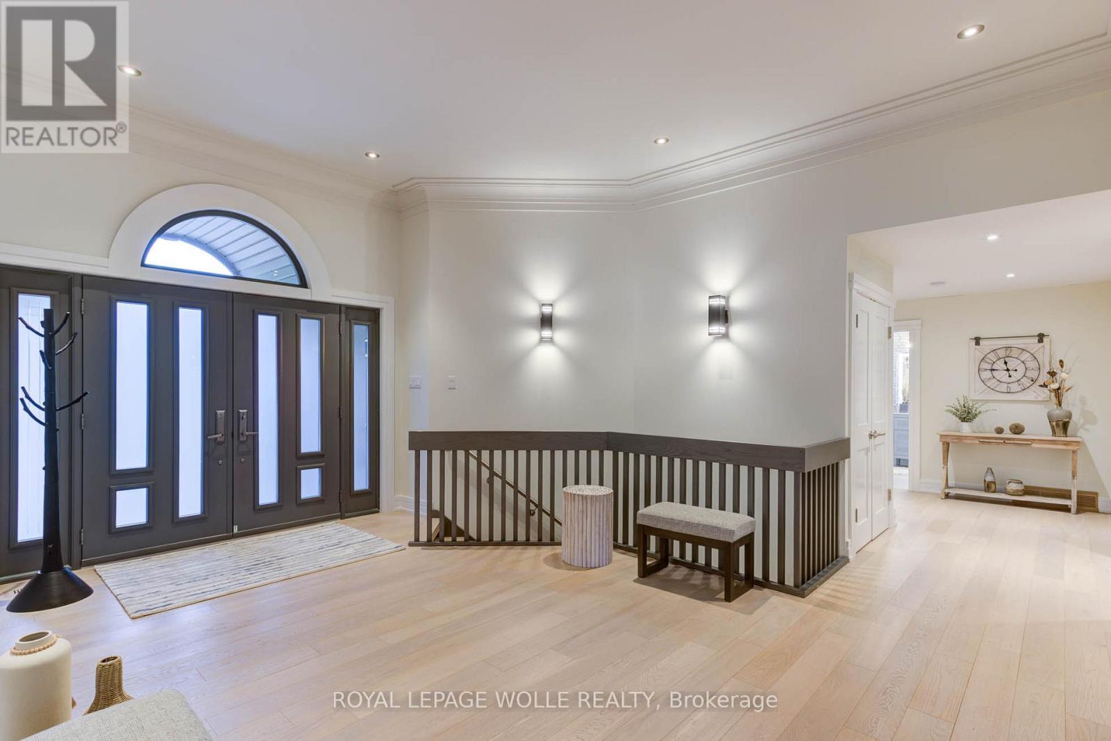 












14 JAMES COURT

,
Wellesley,




Ontario
N0B2M1

