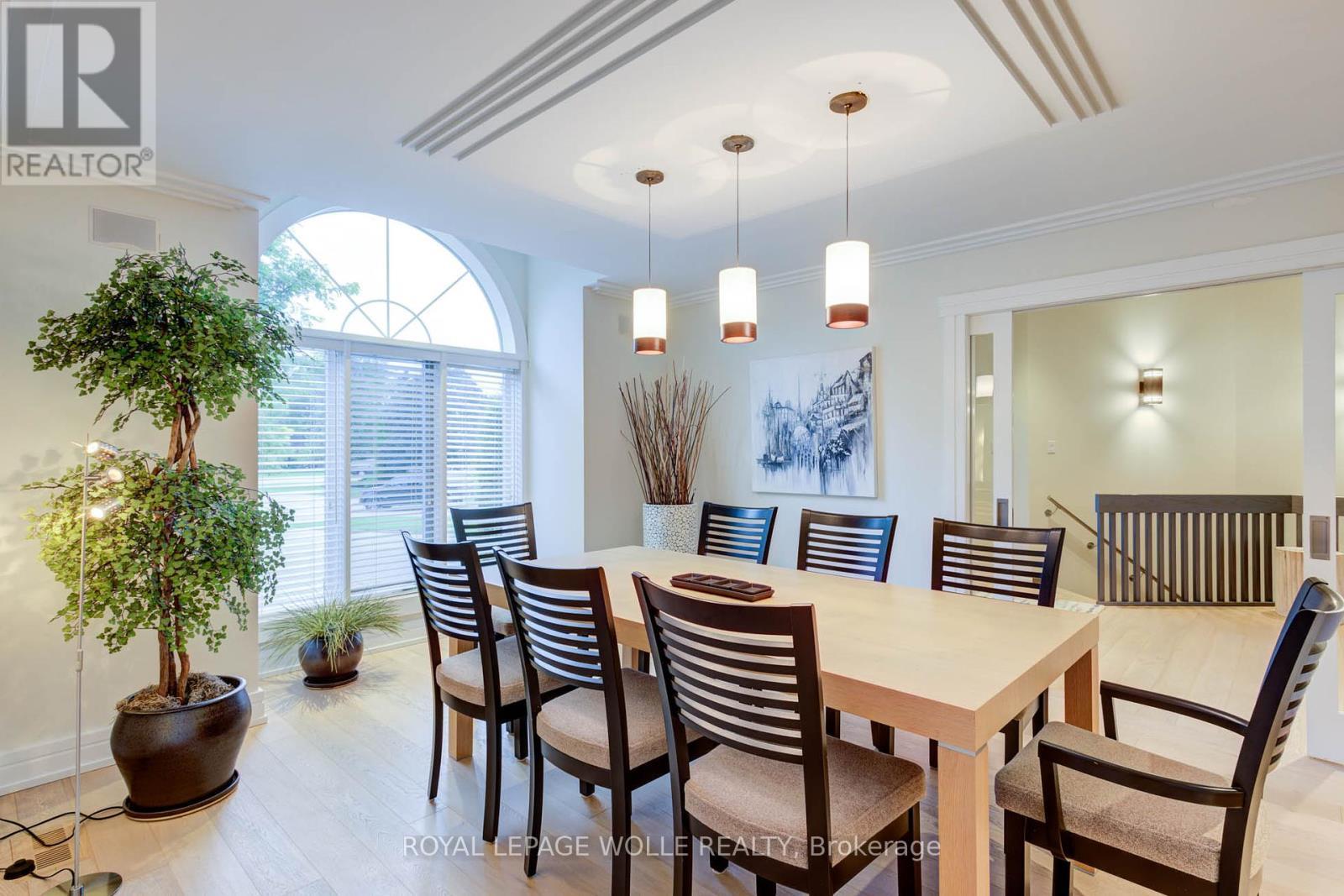 












14 JAMES COURT

,
Wellesley,




Ontario
N0B2M1

