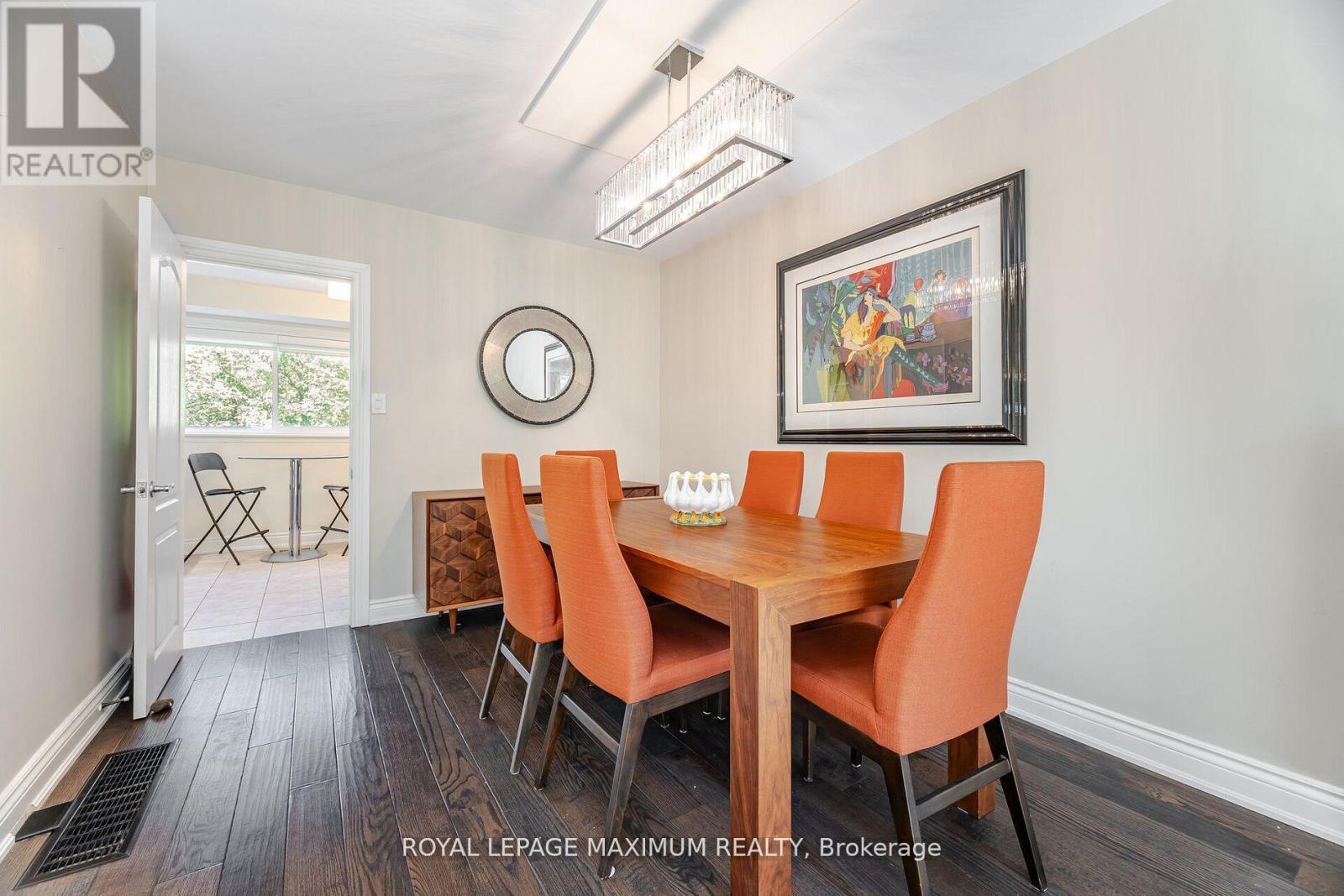 












17 - 90 GEORGE HENRY BOULEVARD

,
Toronto,




Ontario
M2J1E7

