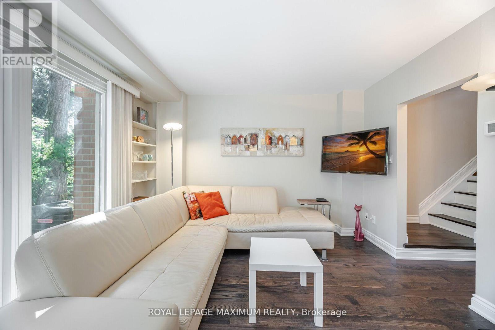 












17 - 90 GEORGE HENRY BOULEVARD

,
Toronto,




Ontario
M2J1E7

