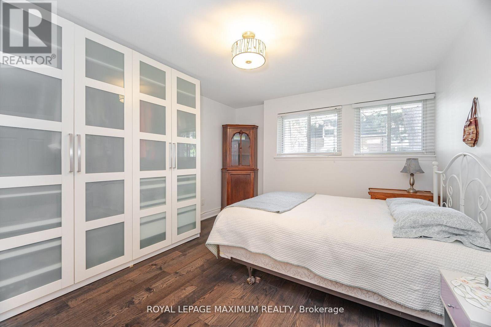 












17 - 90 GEORGE HENRY BOULEVARD

,
Toronto,




Ontario
M2J1E7

