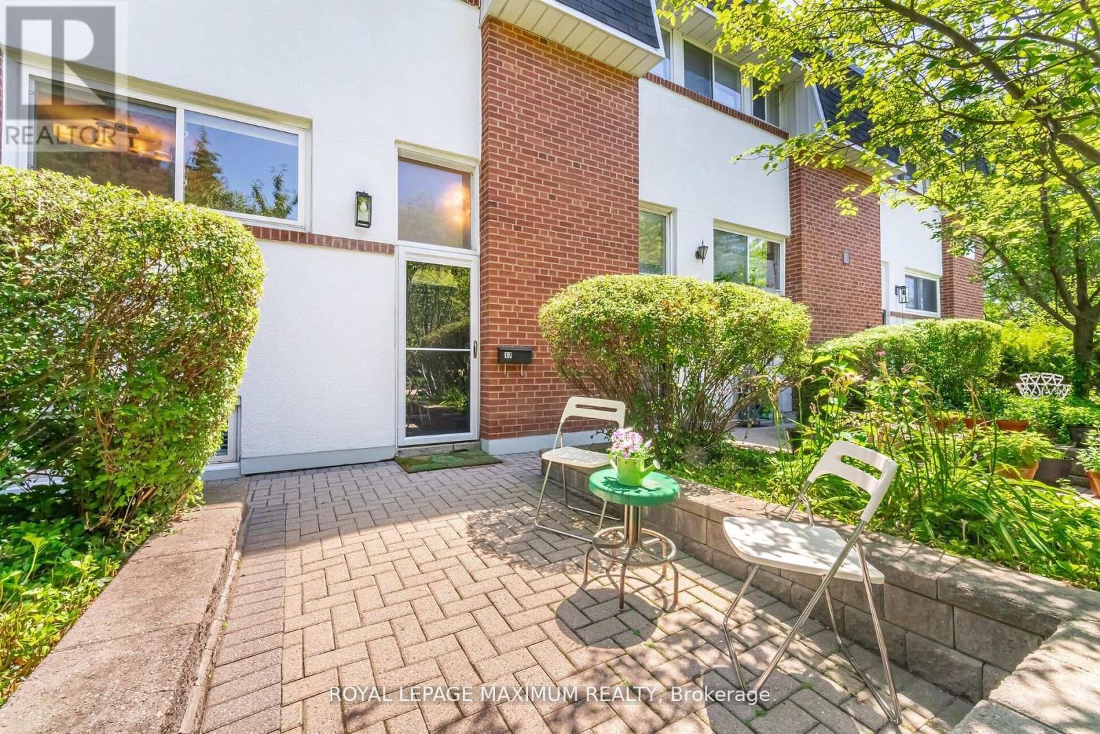 












17 - 90 GEORGE HENRY BOULEVARD

,
Toronto,




Ontario
M2J1E7

