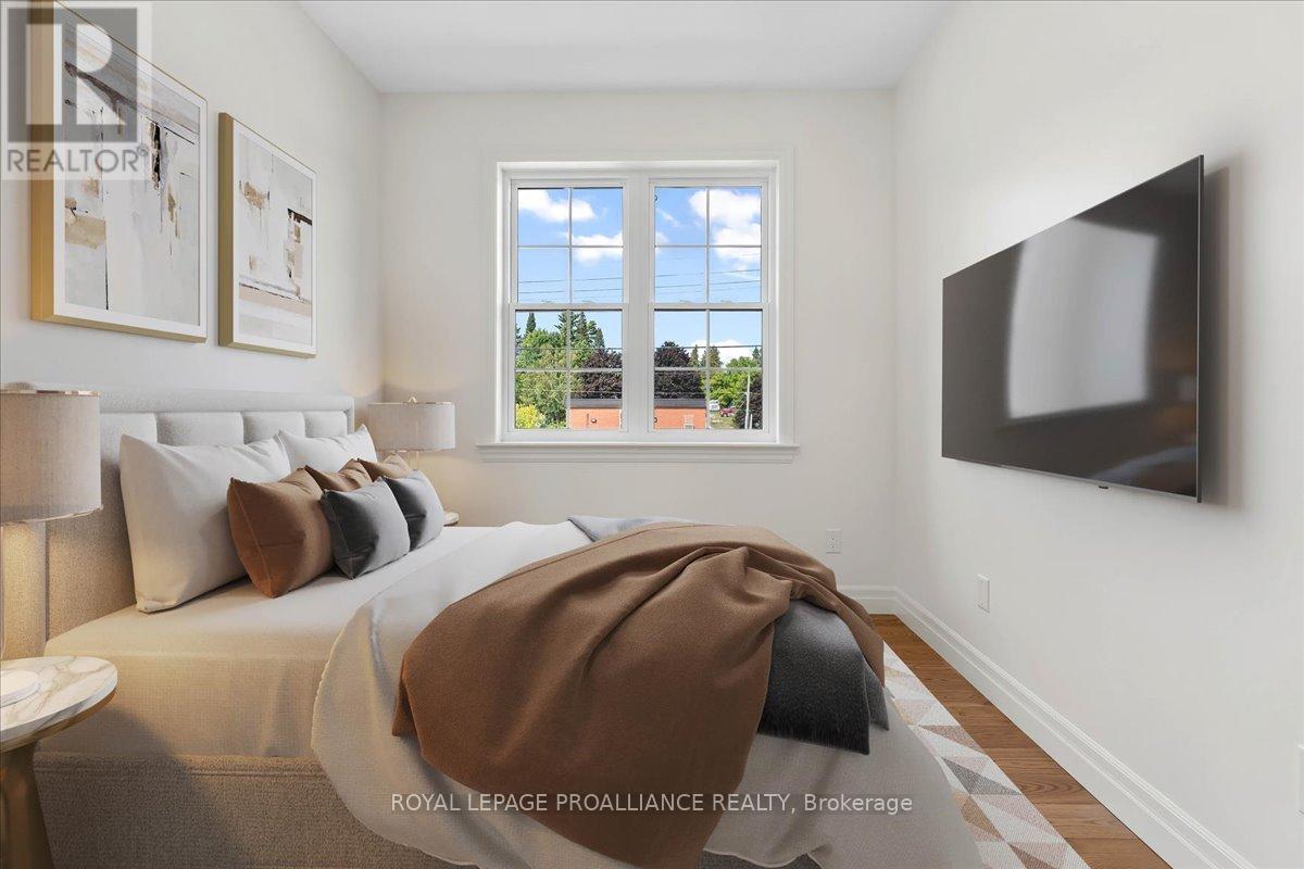 












163 POMEROY AVENUE

,
Tweed (Tweed (Village)),




Ontario
K0K3J0

