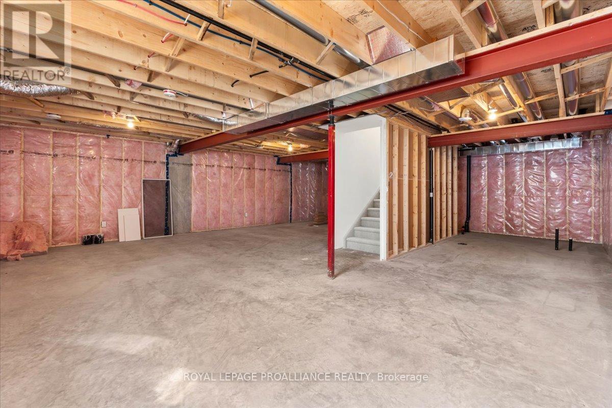 












163 POMEROY AVENUE

,
Tweed (Tweed (Village)),




Ontario
K0K3J0

