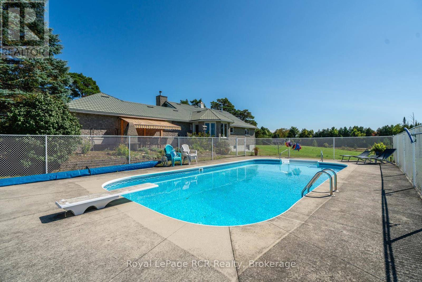 












114228 GREY ROAD 3 ROAD

,
West Grey,







Ontario
N0G1S0

