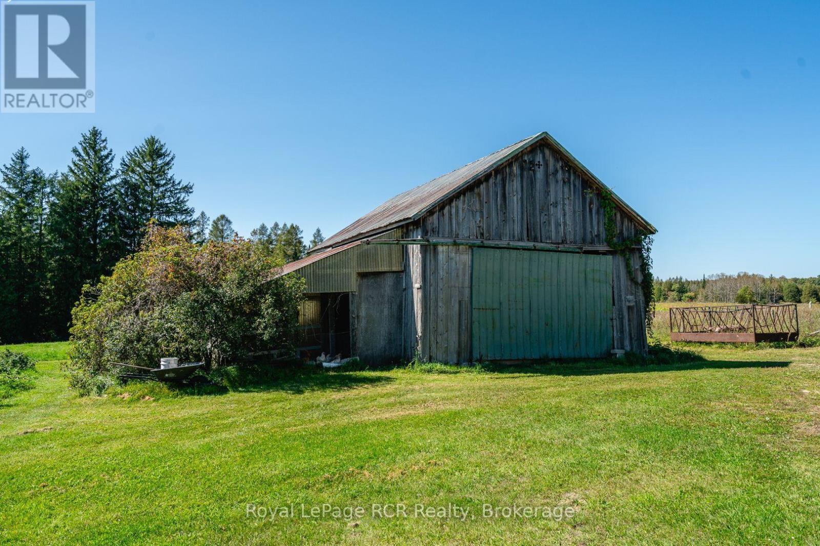 












114228 GREY ROAD 3 ROAD

,
West Grey,







Ontario
N0G1S0

