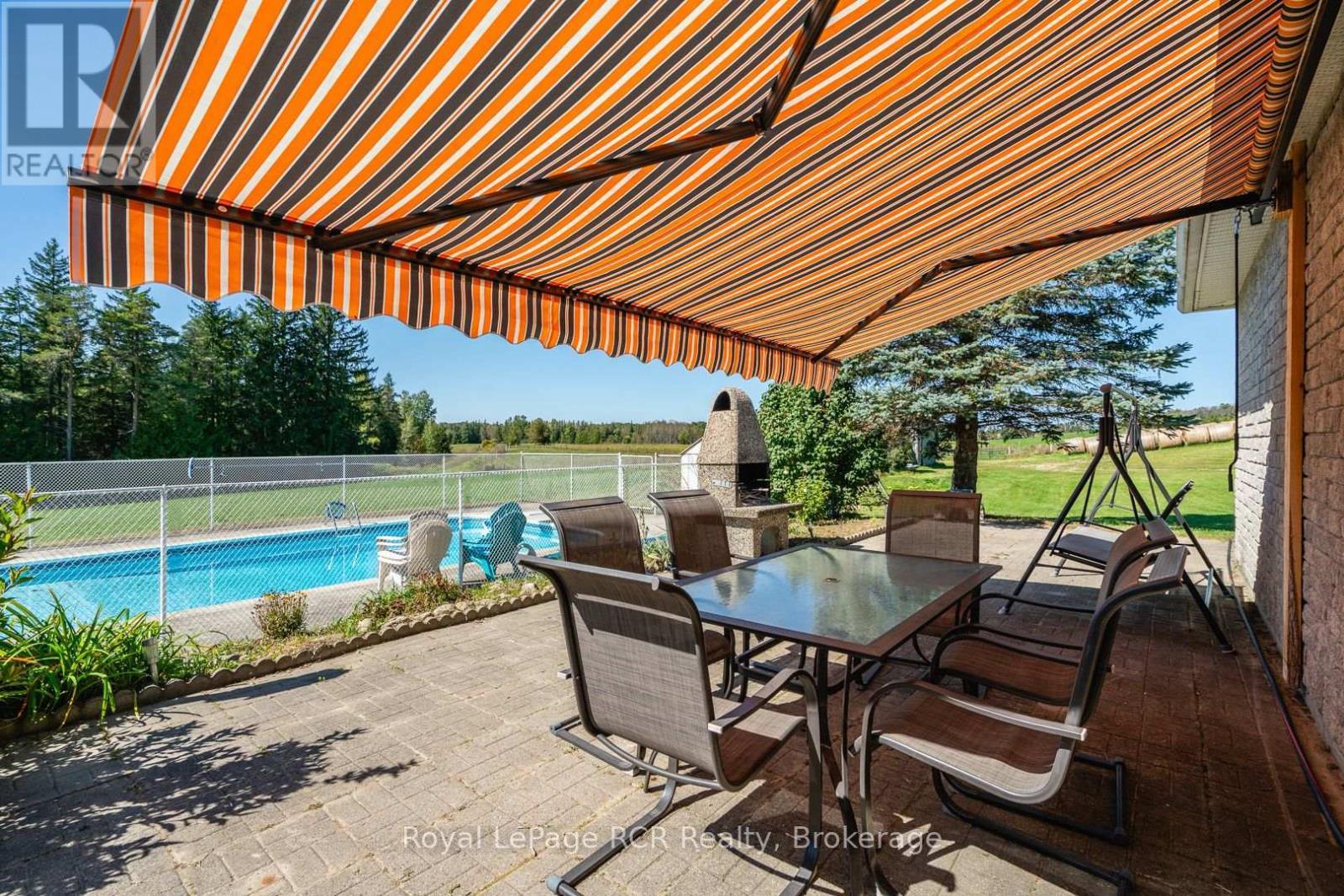 












114228 GREY ROAD 3 ROAD

,
West Grey,







Ontario
N0G1S0

