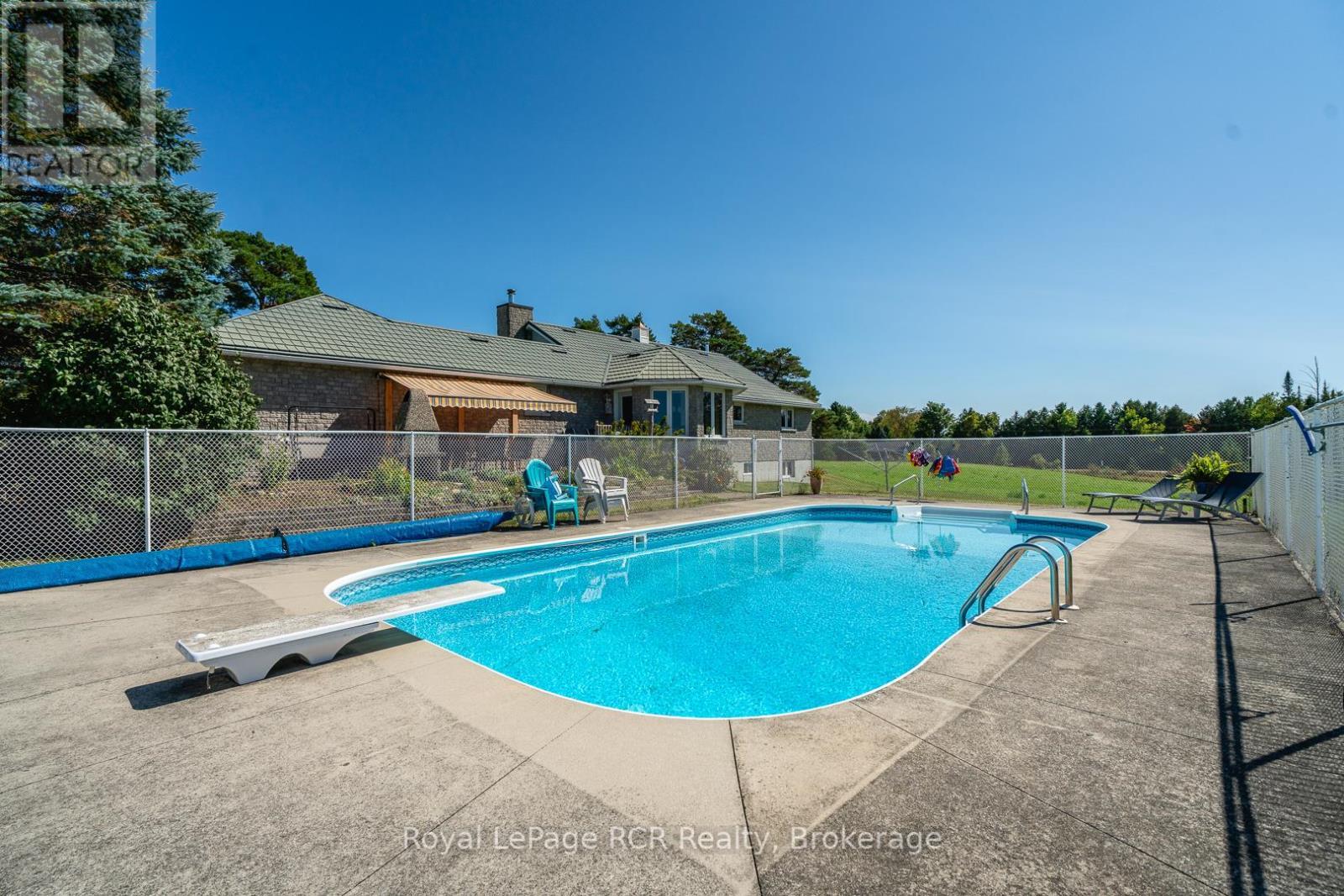 












114228 GREY ROAD 3 ROAD

,
West Grey,







Ontario
N0G1S0

