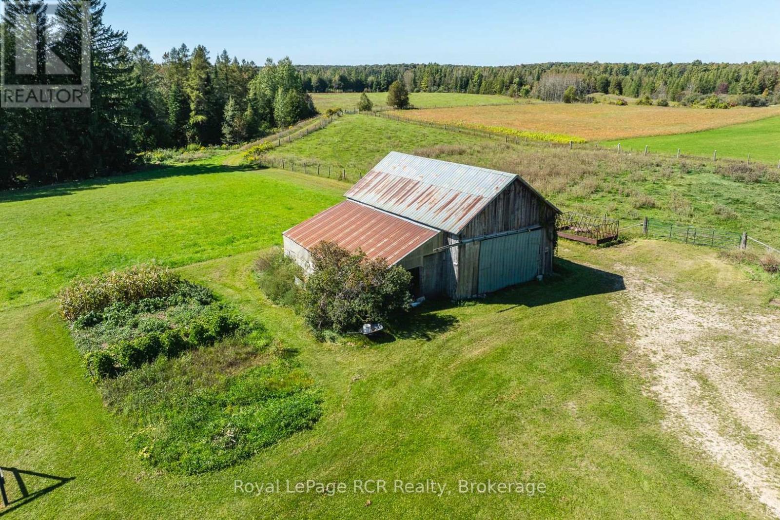 












114228 GREY ROAD 3 ROAD

,
West Grey,







Ontario
N0G1S0

