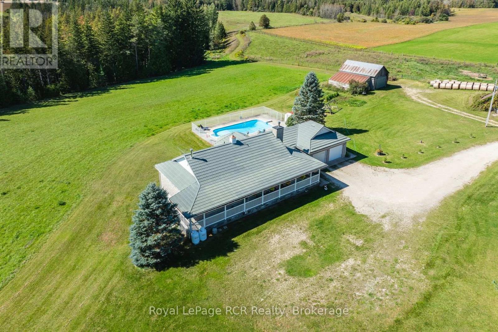 












114228 GREY ROAD 3 ROAD

,
West Grey,







Ontario
N0G1S0

