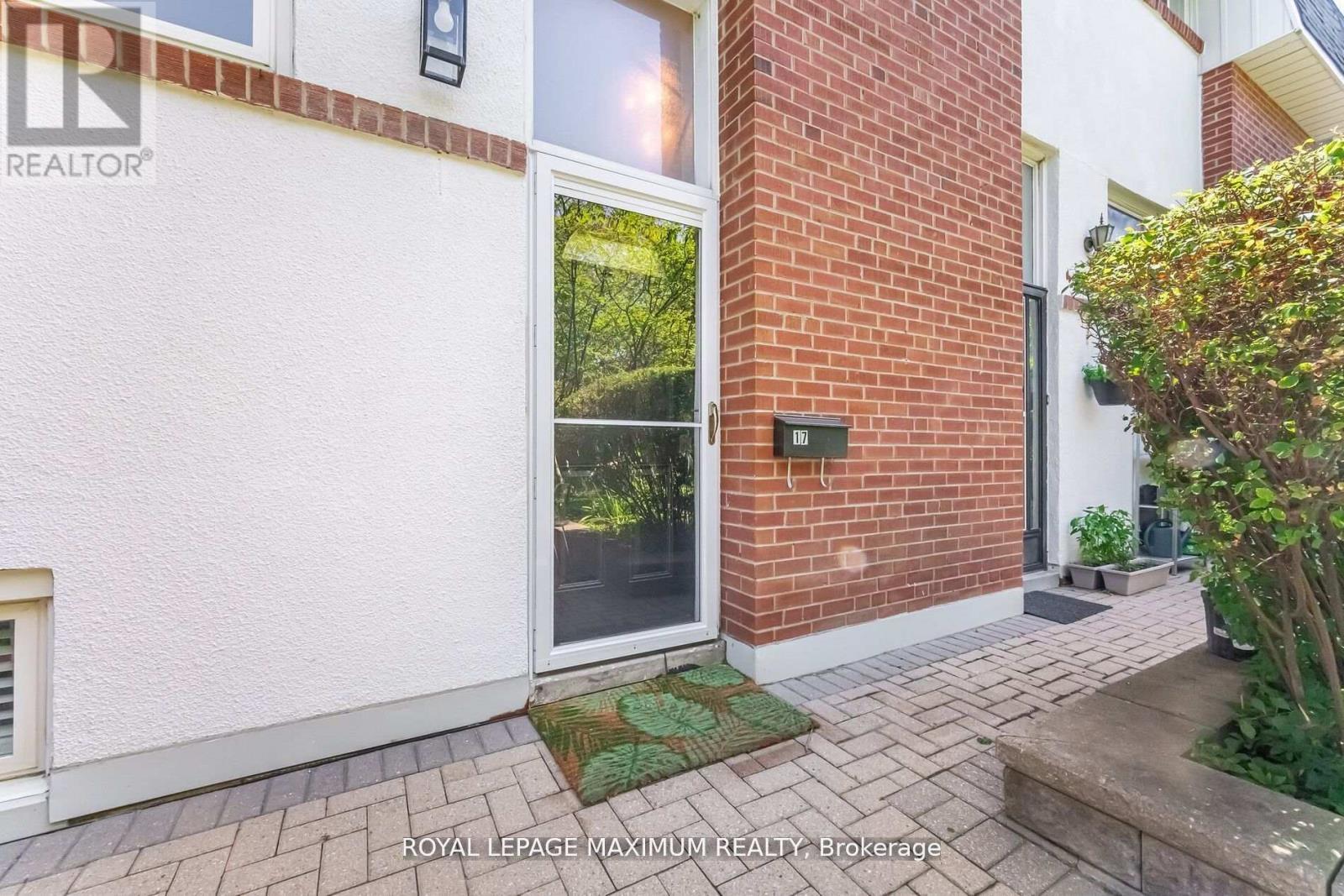












17 - 90 GEORGE HENRY BOULEVARD

,
Toronto,




Ontario
M2J1E7

