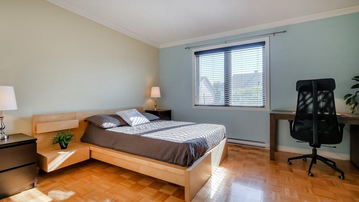 









1663


Rue des Renards

,
Longueuil (Le Vieux-Longueuil),




QC
J4M0A1

